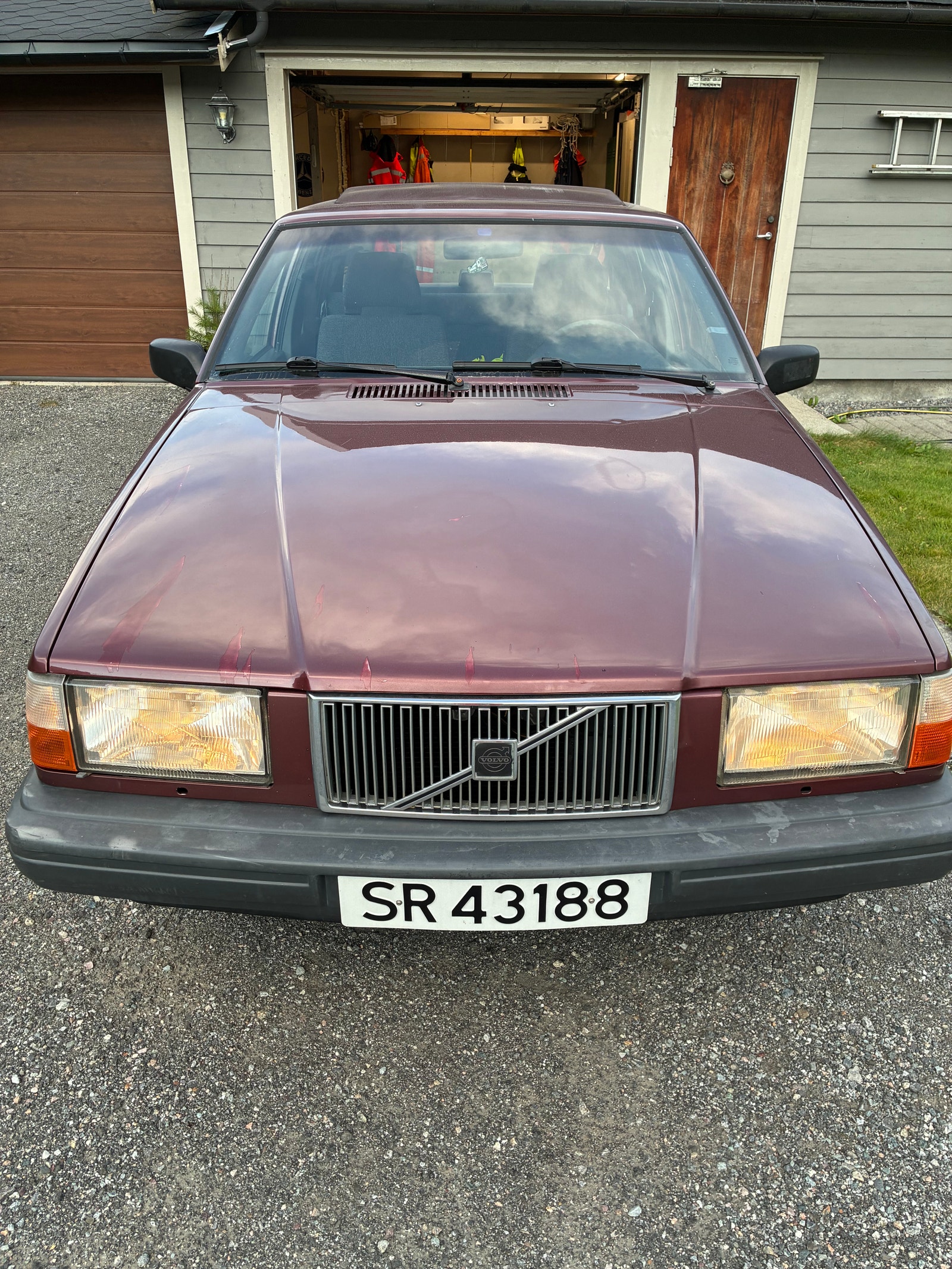 Volvo 740 2.3 Manual, 5-trins, 115ps, 1992