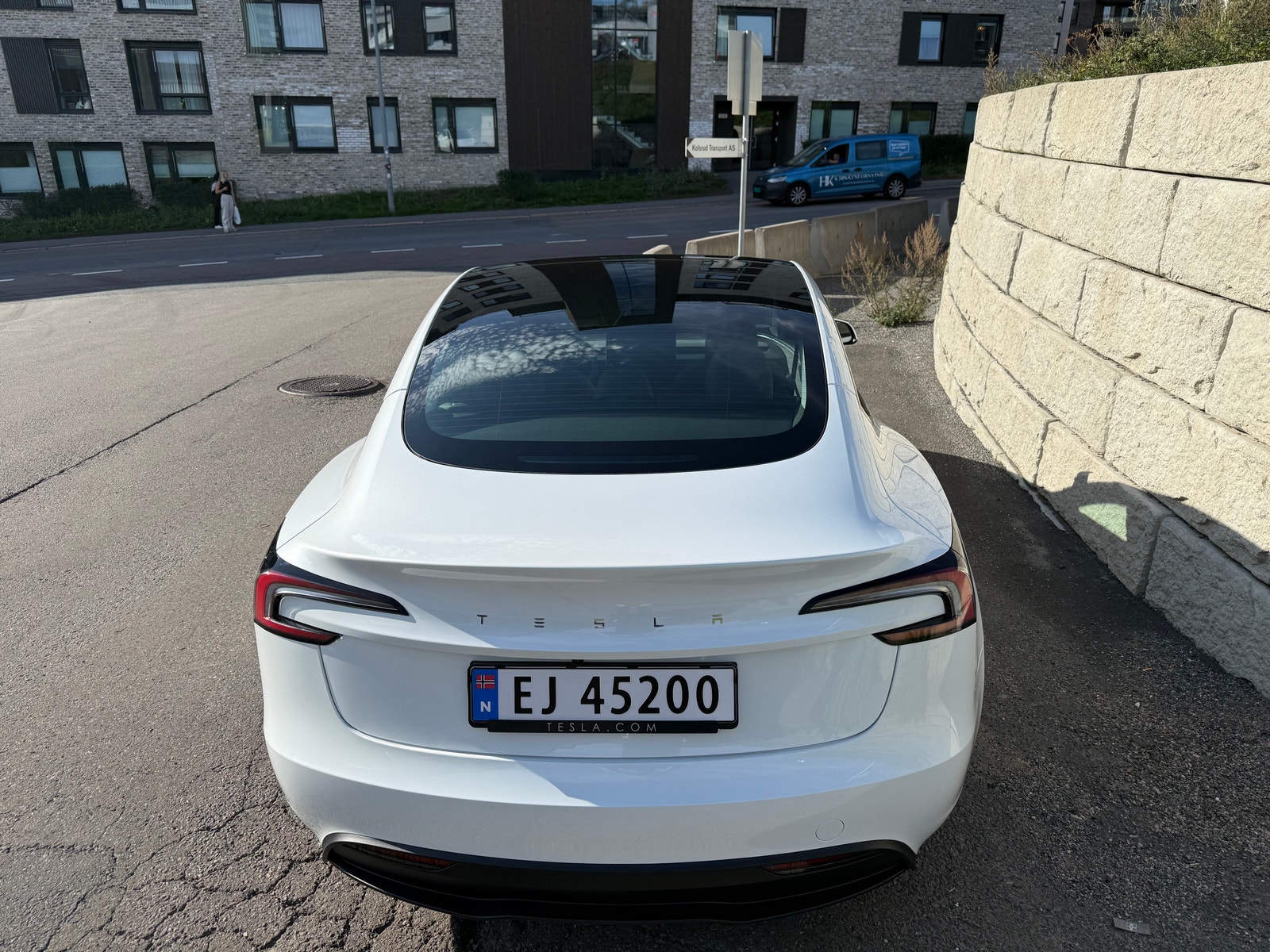 Tesla Model 3 Standard Range, 283ps, 2024