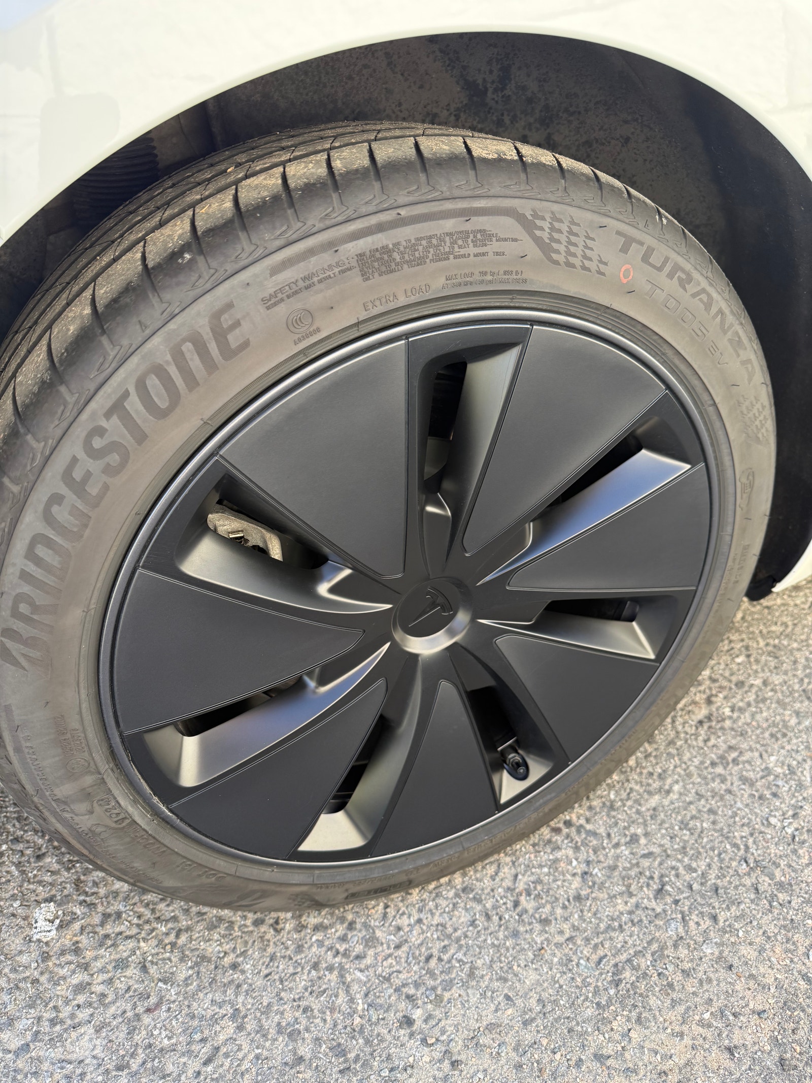 Tesla Model 3 Standard Range, 283ps, 2024
