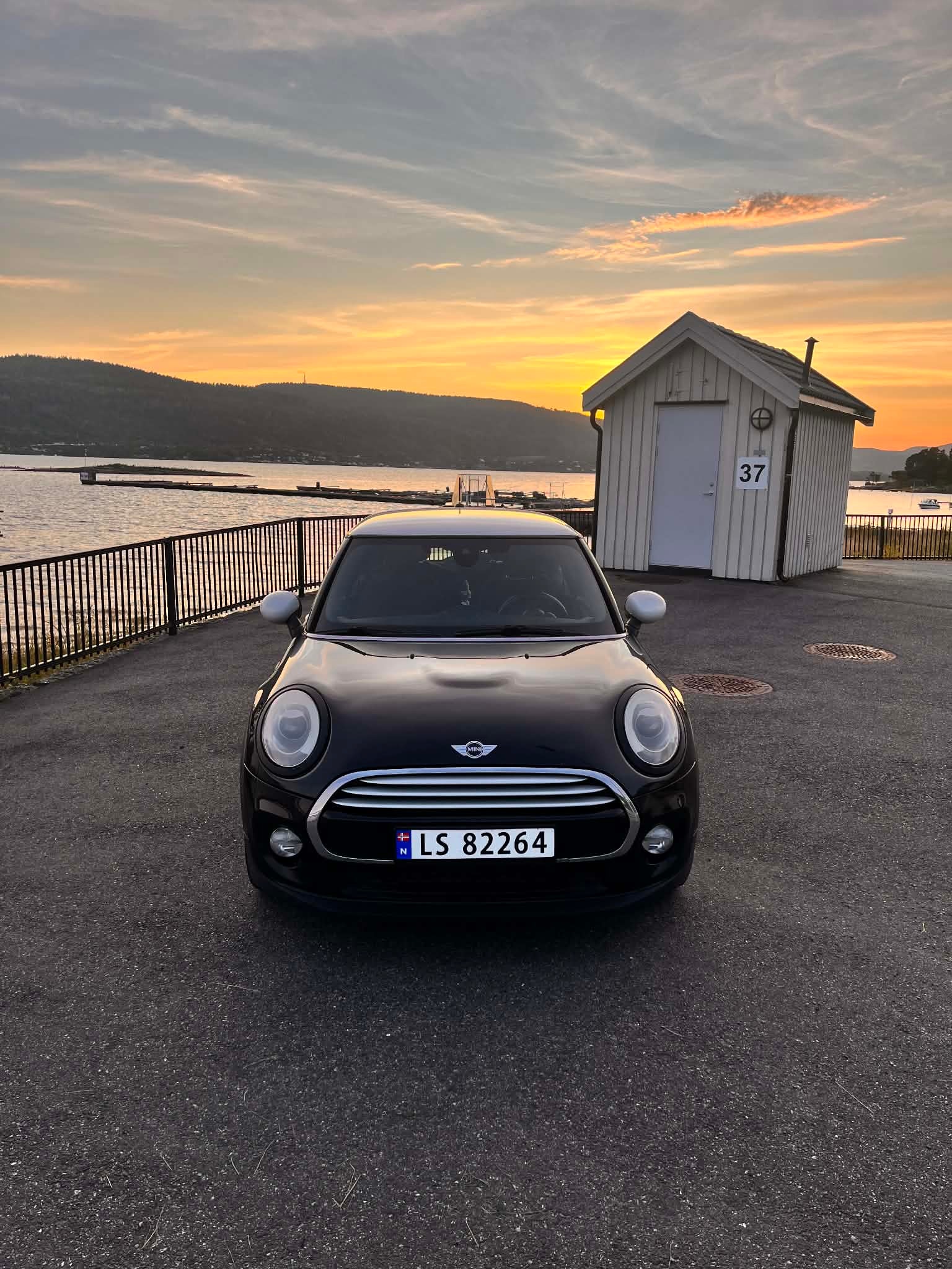 MINI Cooper 3-door Manual, 6-trins, 136ps, 2014