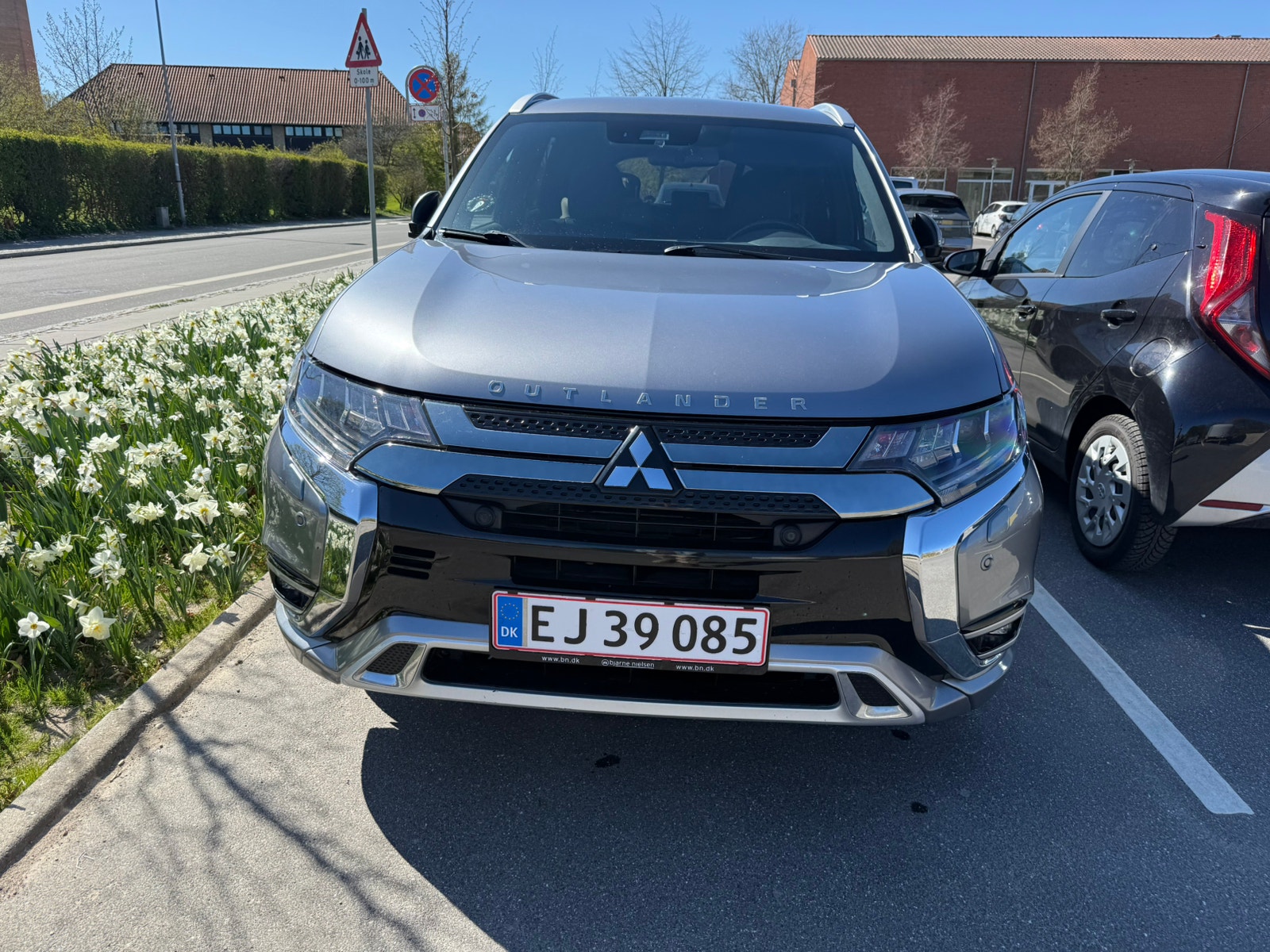 Mitsubishi Outlander PHEV CVT, 224ps, 2019