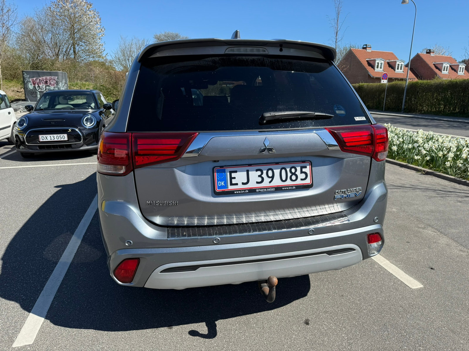 Mitsubishi Outlander PHEV CVT, 224ps, 2019
