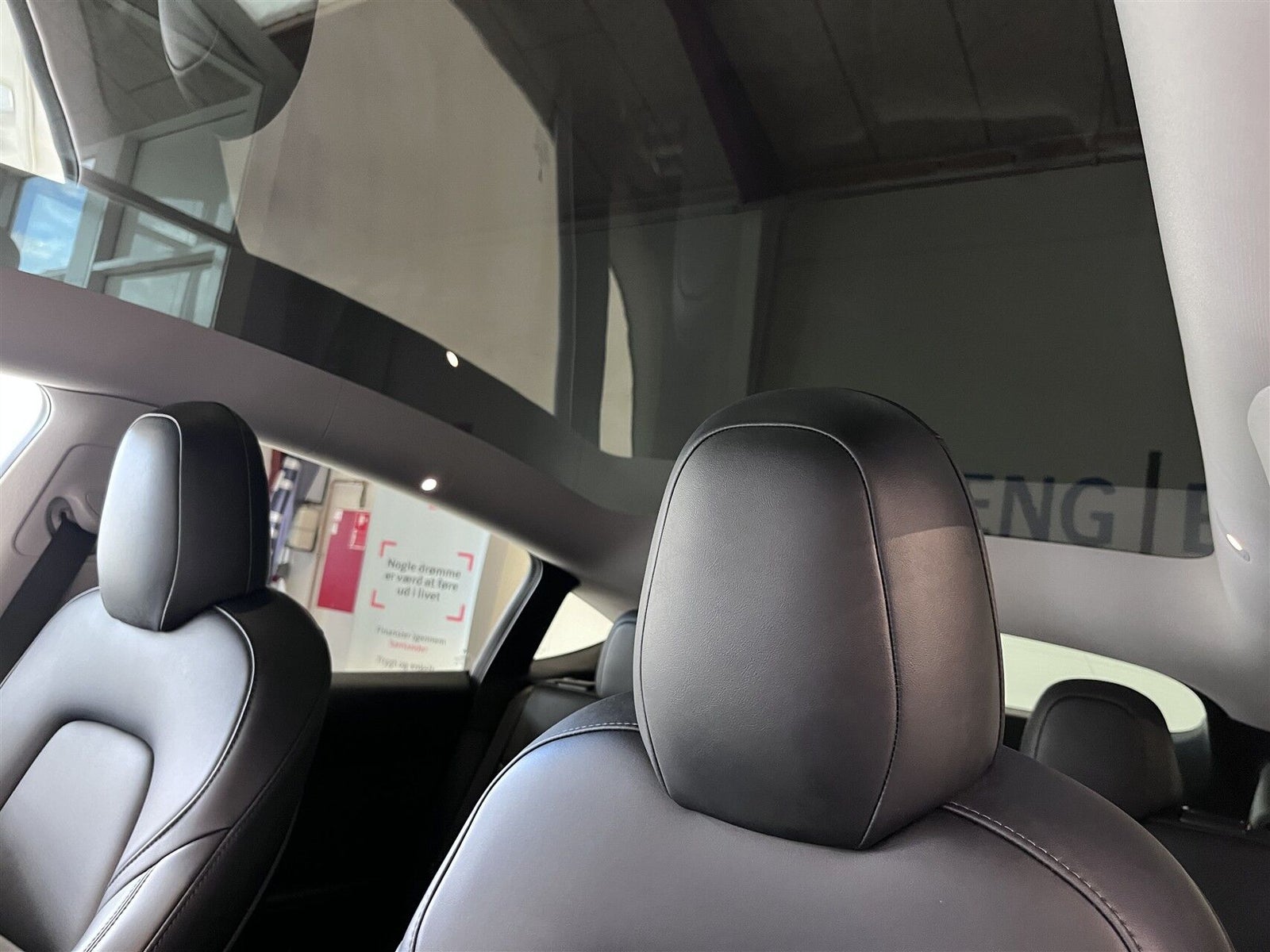 Tesla Model Y Standard Range RWD, 299ps, 2023