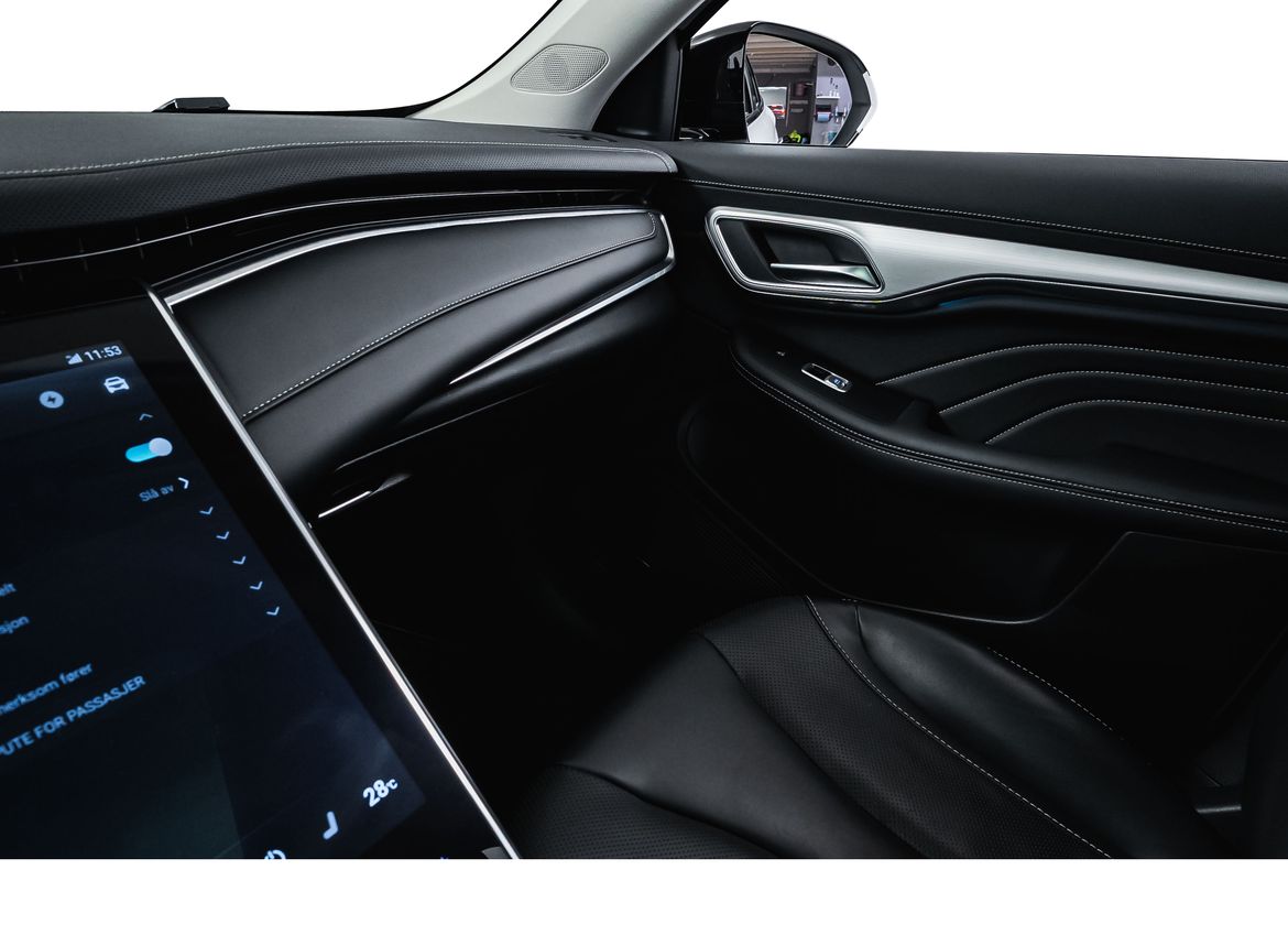 MG Marvel R Automatic, 180hp, 2023