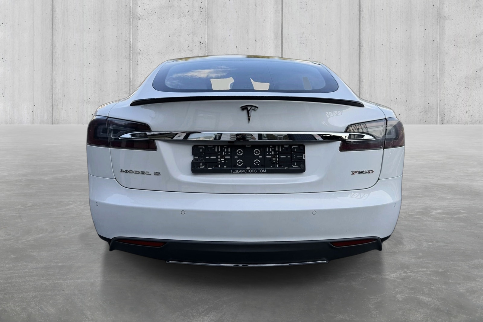 Tesla Model S P85D, 511ps, 2015