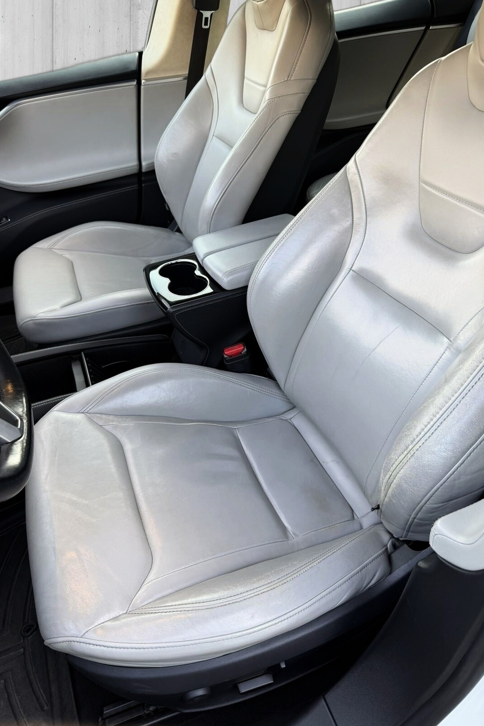 Tesla Model S P85D, 511ps, 2015