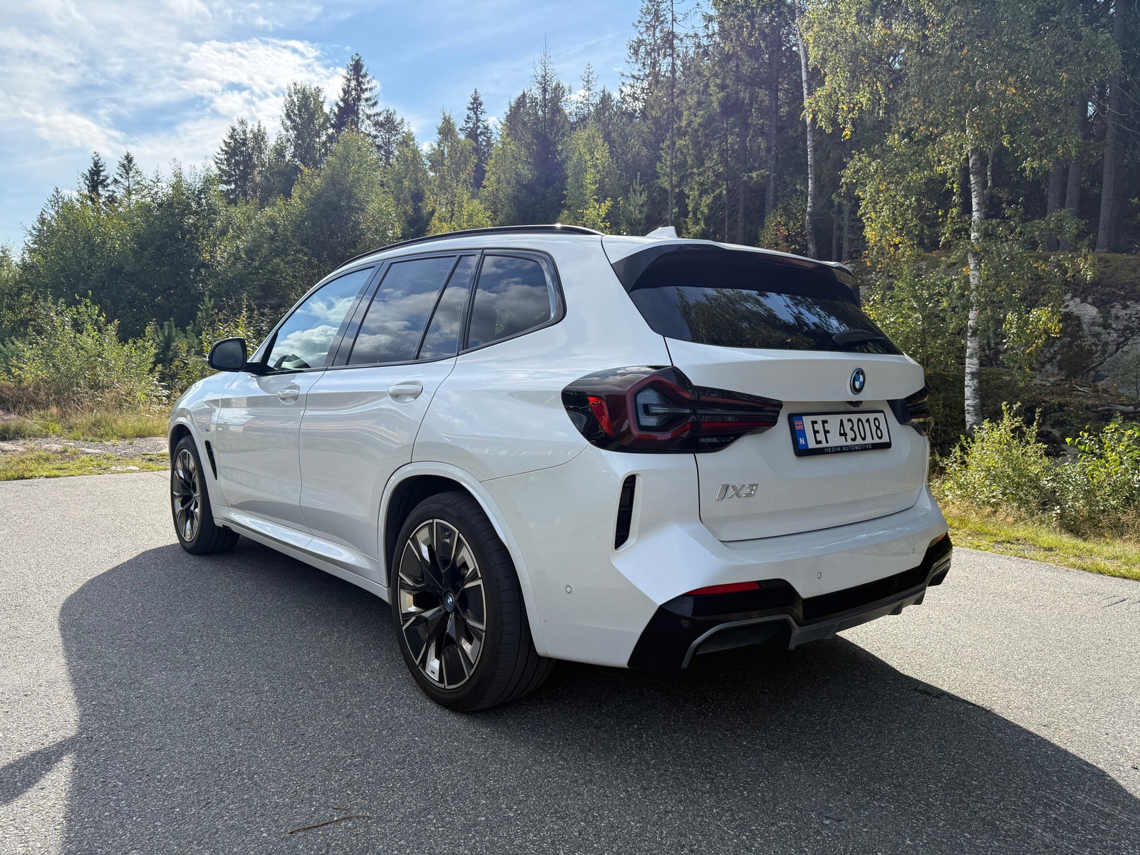 BMW iX3, 286hp, 2022