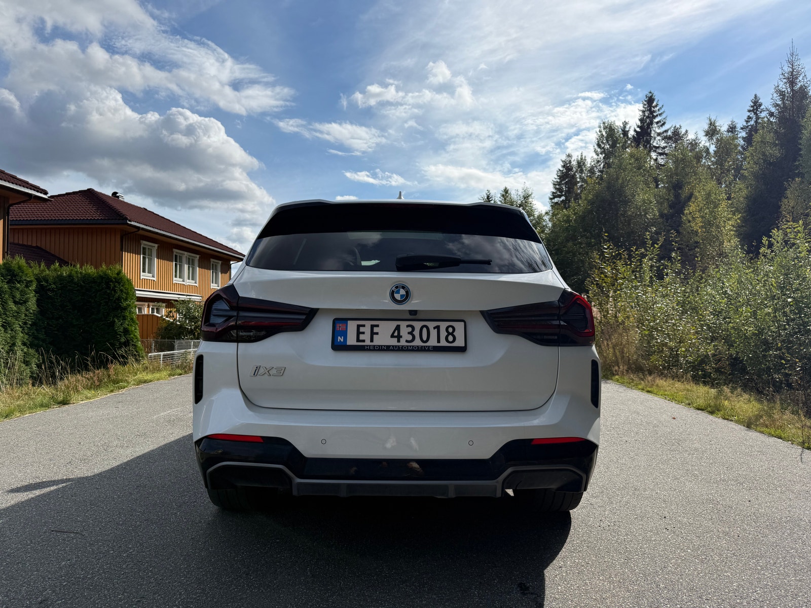 BMW iX3, 286hp, 2022