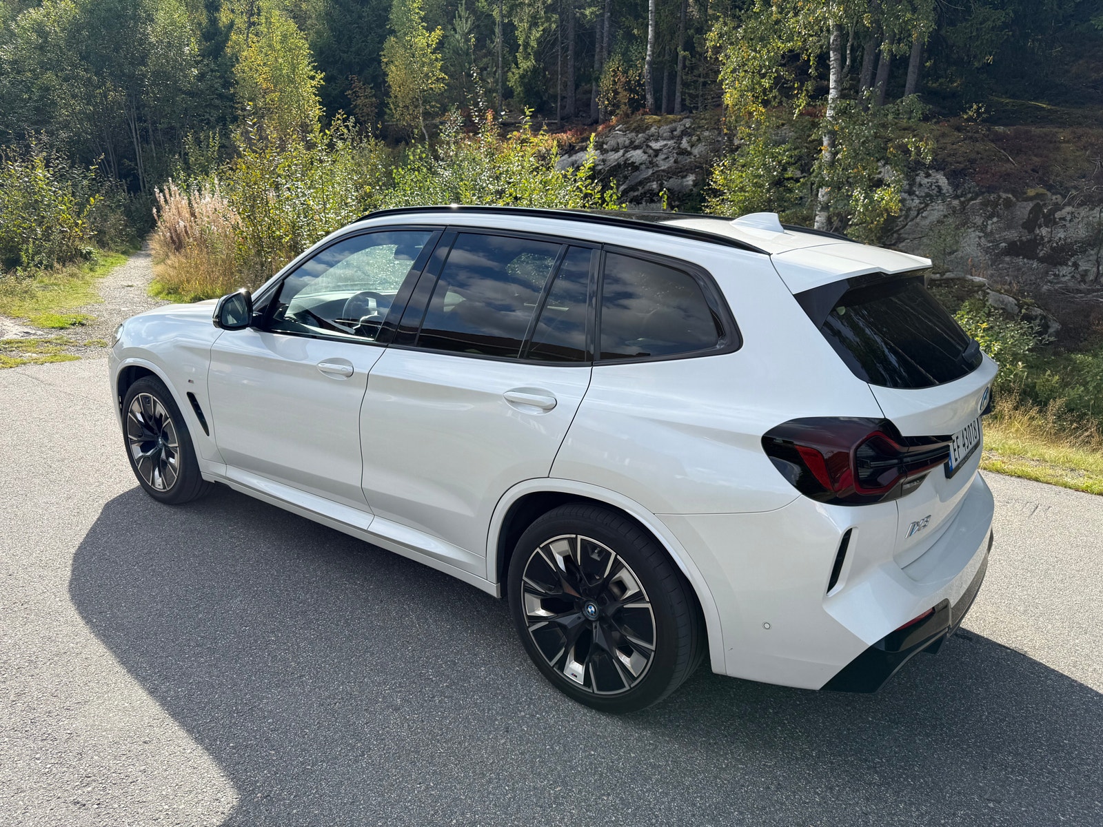 BMW iX3, 286hp, 2022