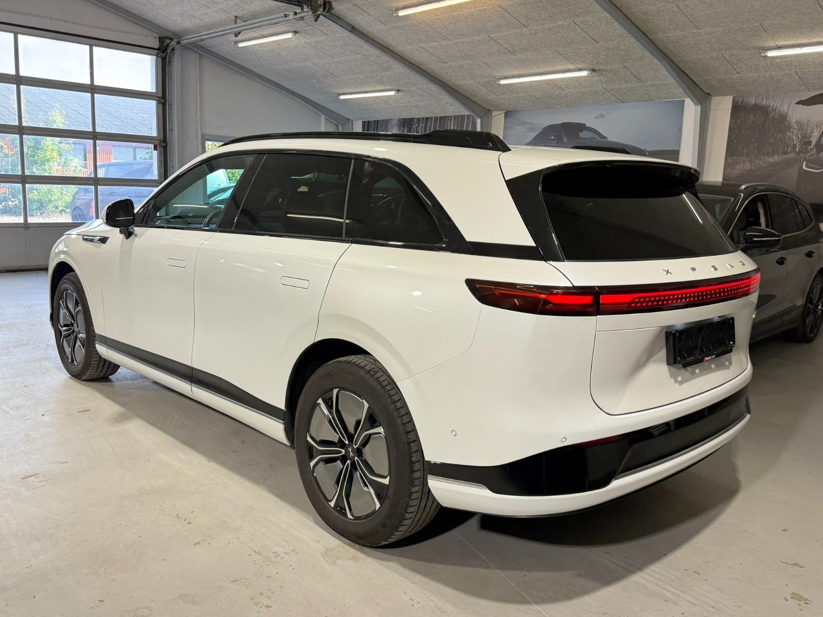 XPENG G9 Standard Range, 313hp, 2023