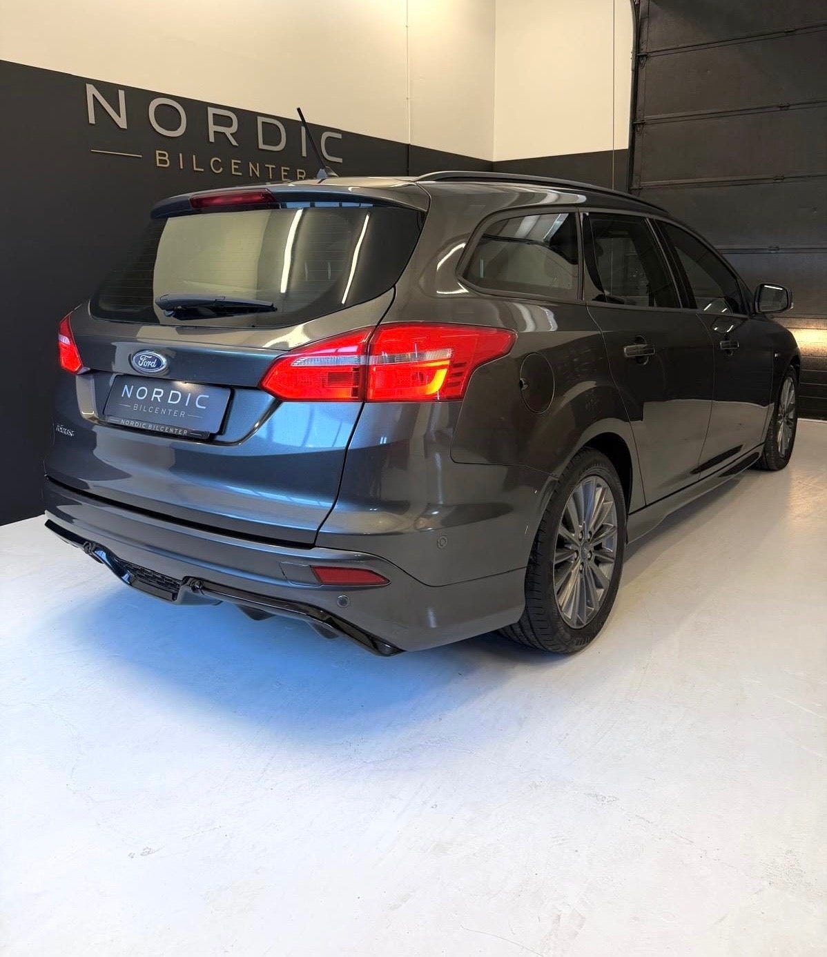 Ford Focus Combi 1.5 TDCi Powershift 6, 6-trins, 120ps, 2017