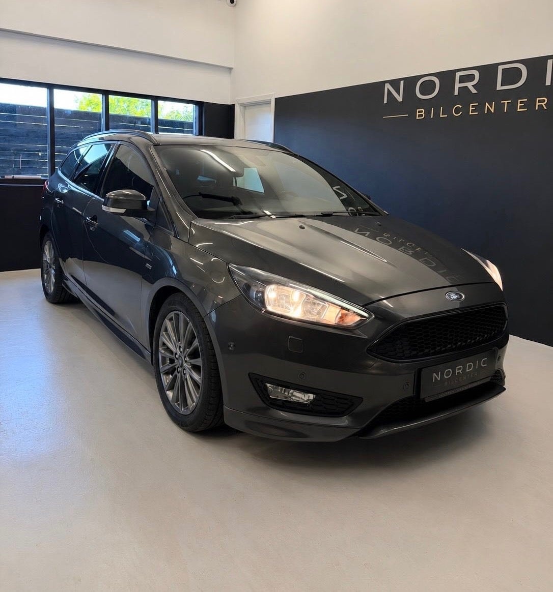 Ford Focus Combi 1.5 TDCi Powershift 6, 6-trins, 120ps, 2017