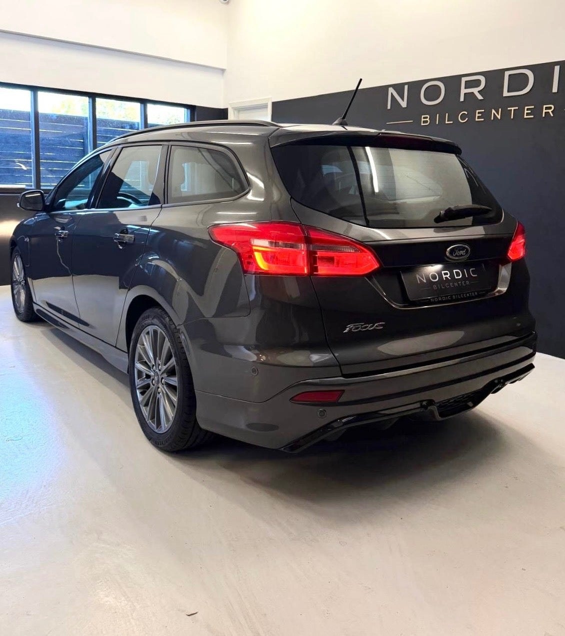 Ford Focus Combi 1.5 TDCi Powershift 6, 6-trins, 120ps, 2017