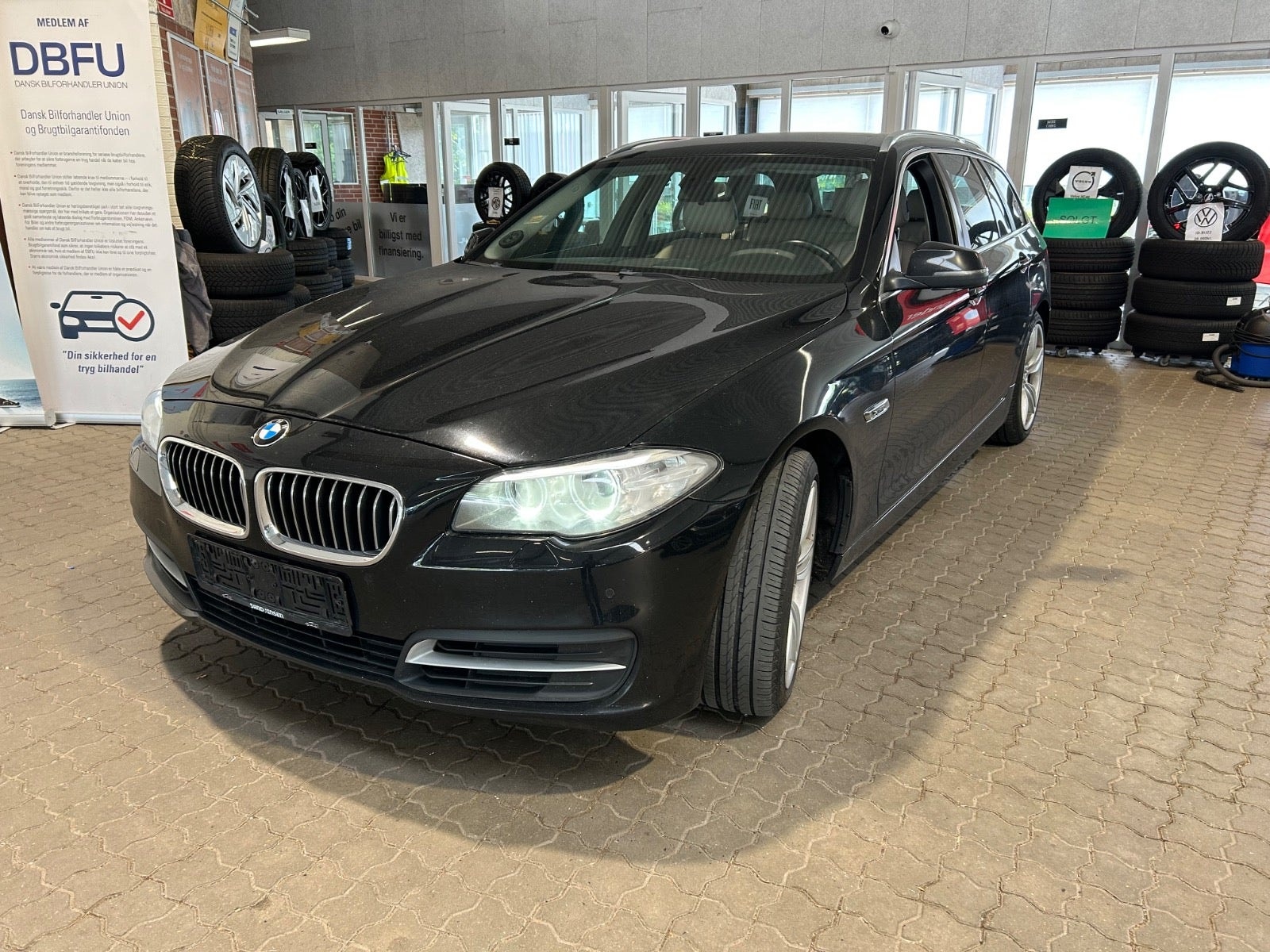 BMW 530d xDrive Touring Steptronic, 8-trins, 258ps, 2014
