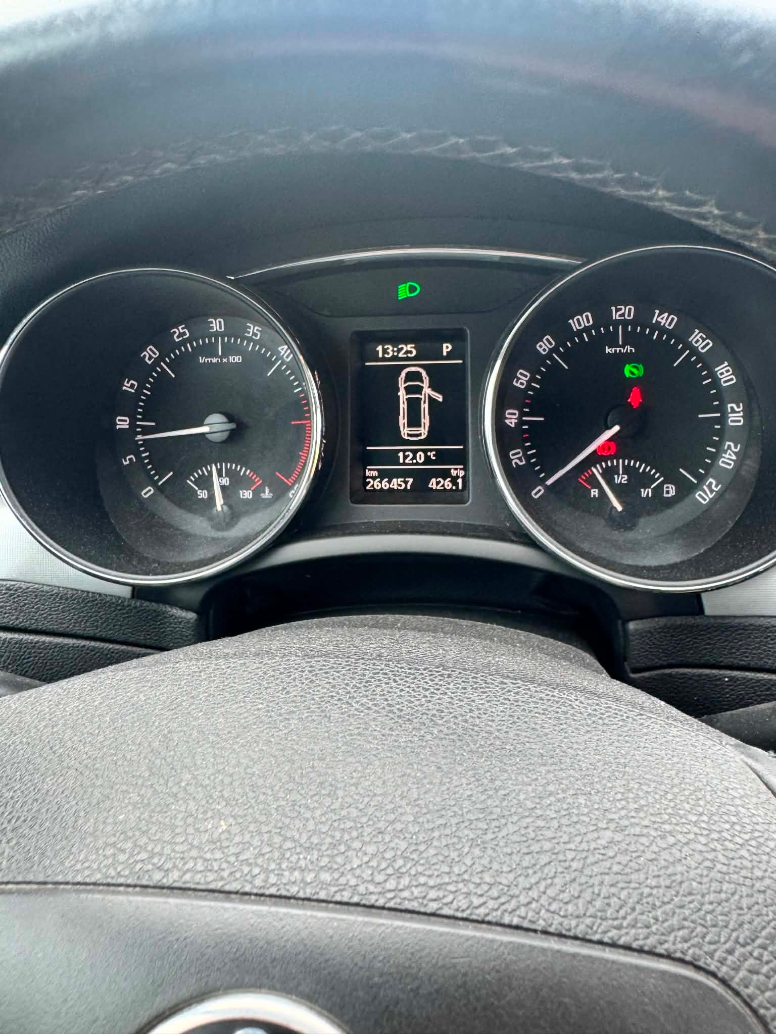 Škoda Superb Stasjonsvogn 2.0 TDI DSG sekvensiell, 6-trinn, 140hk, 2011