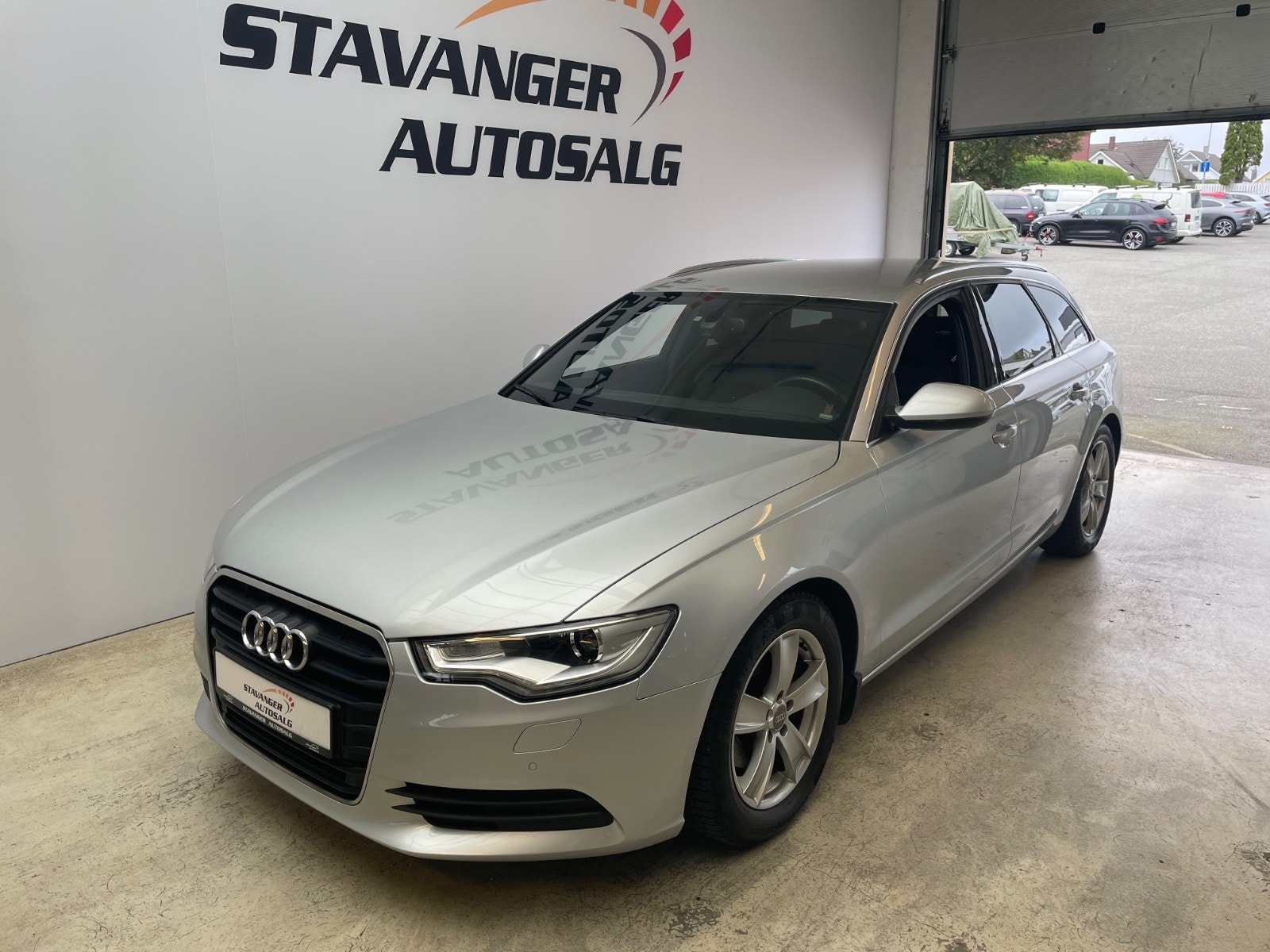 Audi A6 Avant 2.0 TDI Multitronic, 163hp, 2012