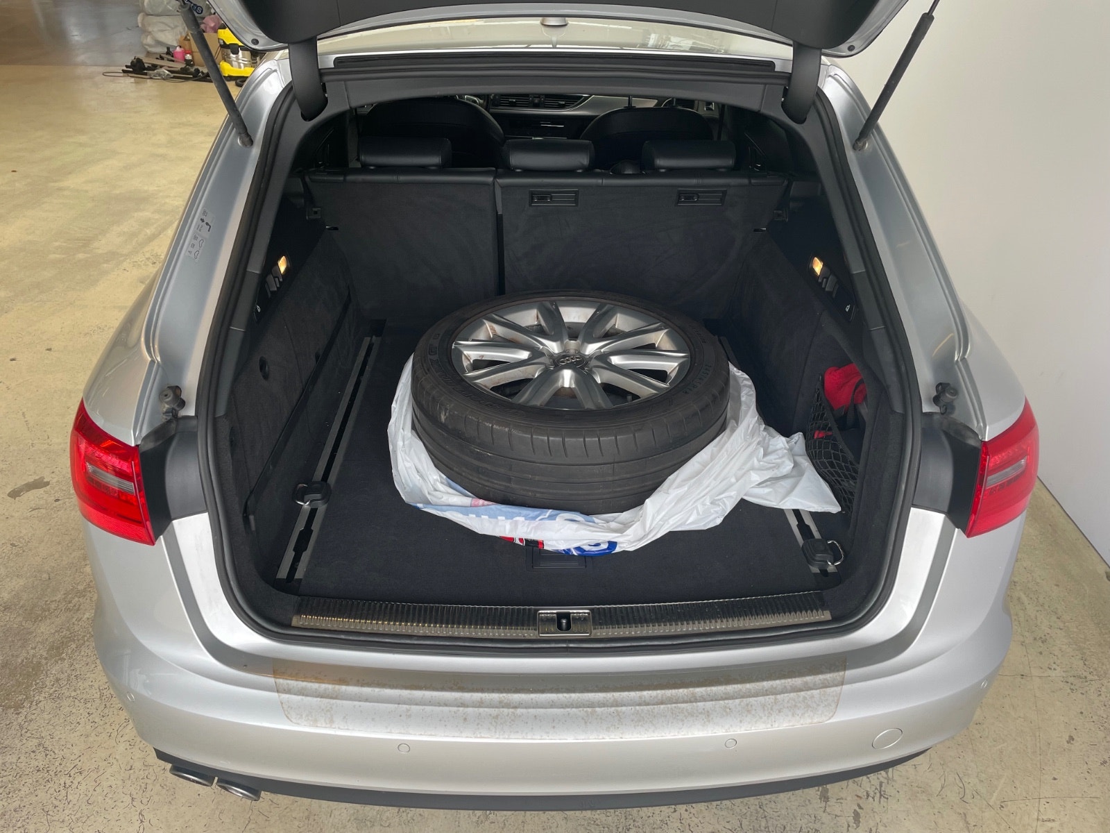 Audi A6 Avant 2.0 TDI Multitronic, 163hp, 2012