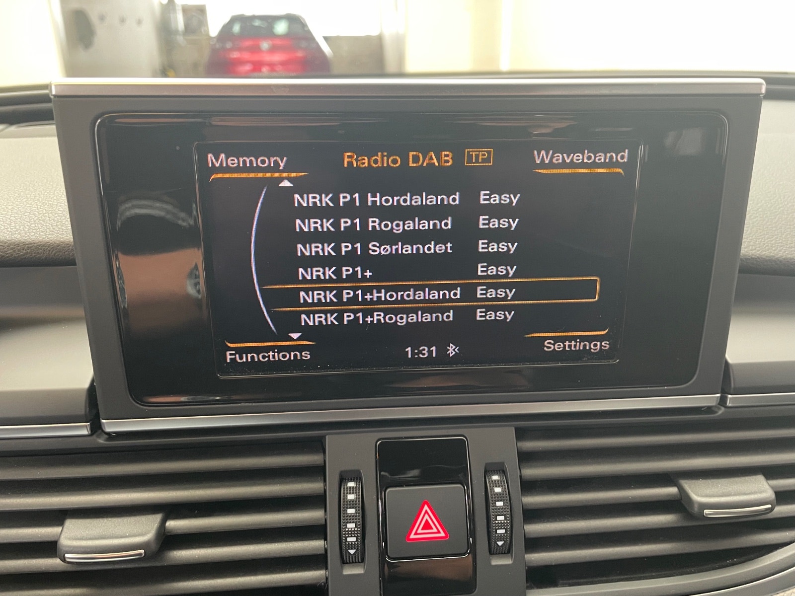Audi A6 Avant 2.0 TDI Multitronic, 163hp, 2012