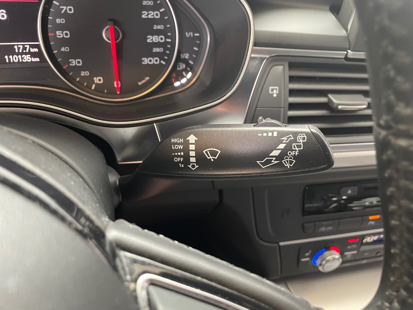 Audi A6 Avant 2.0 TDI Multitronic, 163hp, 2012