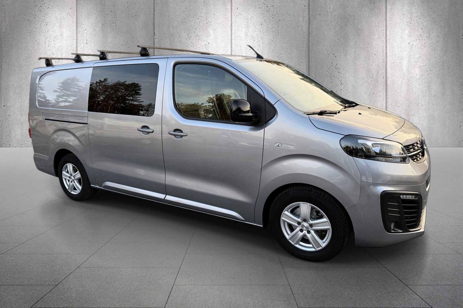 Opel Vivaro-e Panel Van, 136ps, 2021