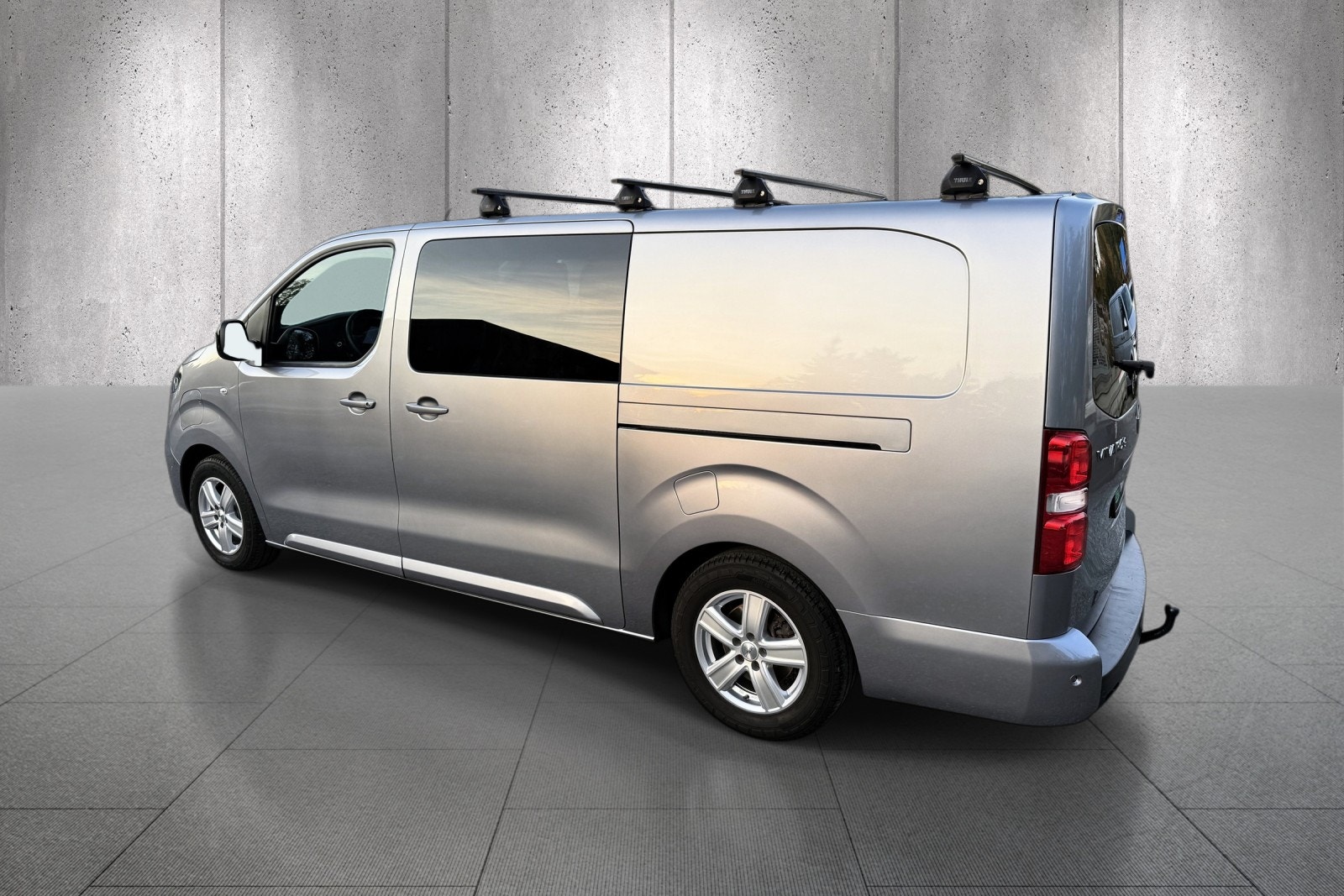 Opel Vivaro-e Panel Van, 136ps, 2021
