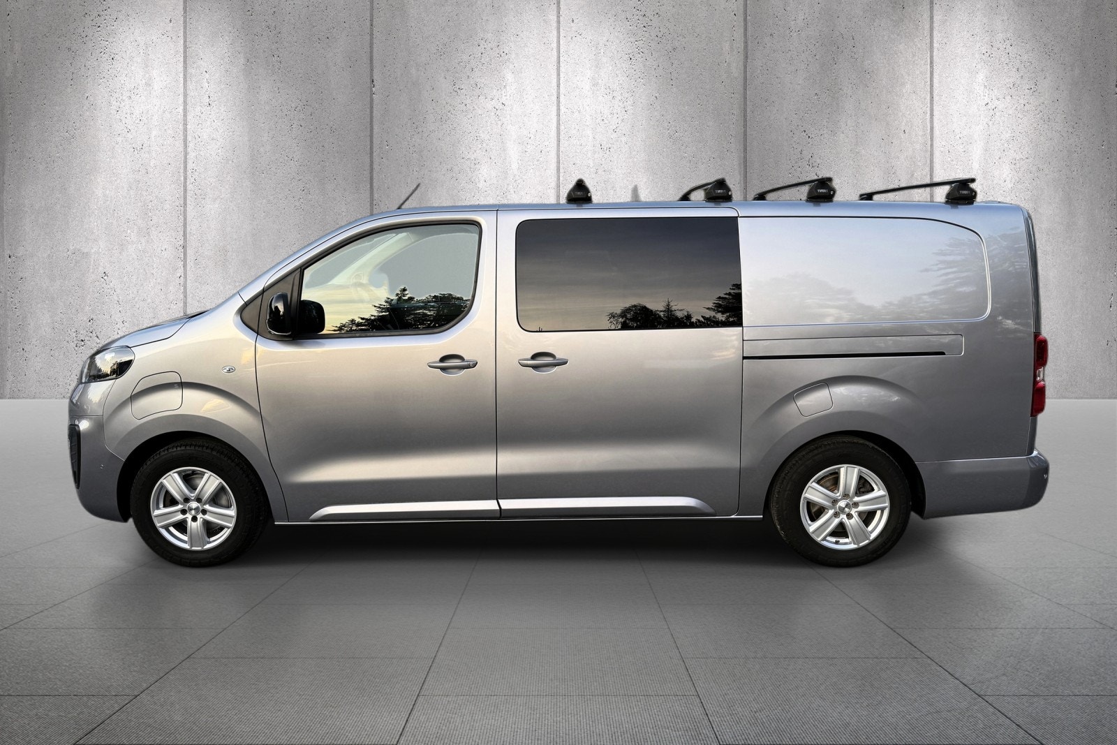 Opel Vivaro-e Panel Van, 136ps, 2021