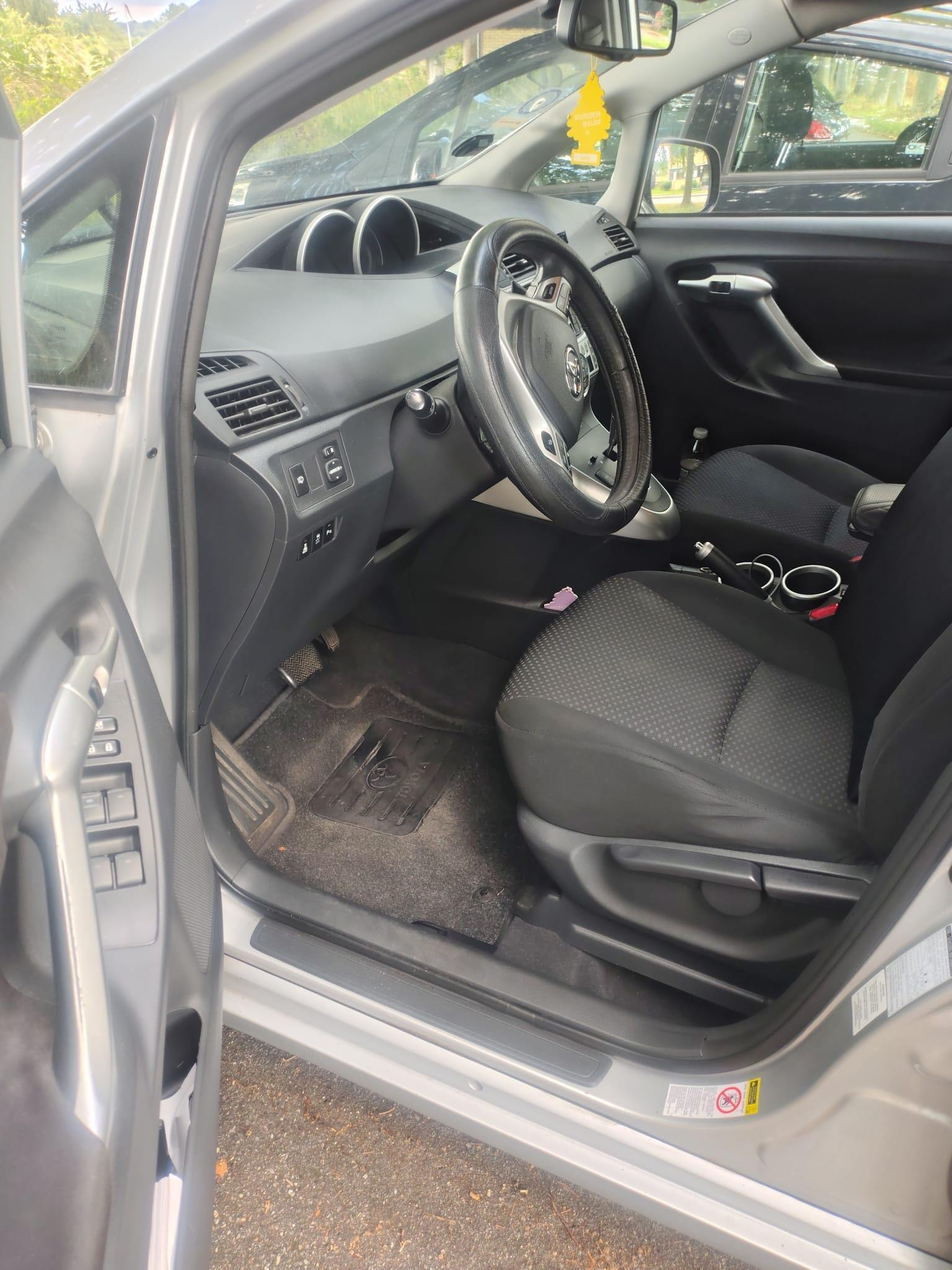 Toyota Verso 2.2 D-4D Automatic, 6-trins, 150ps, 2010