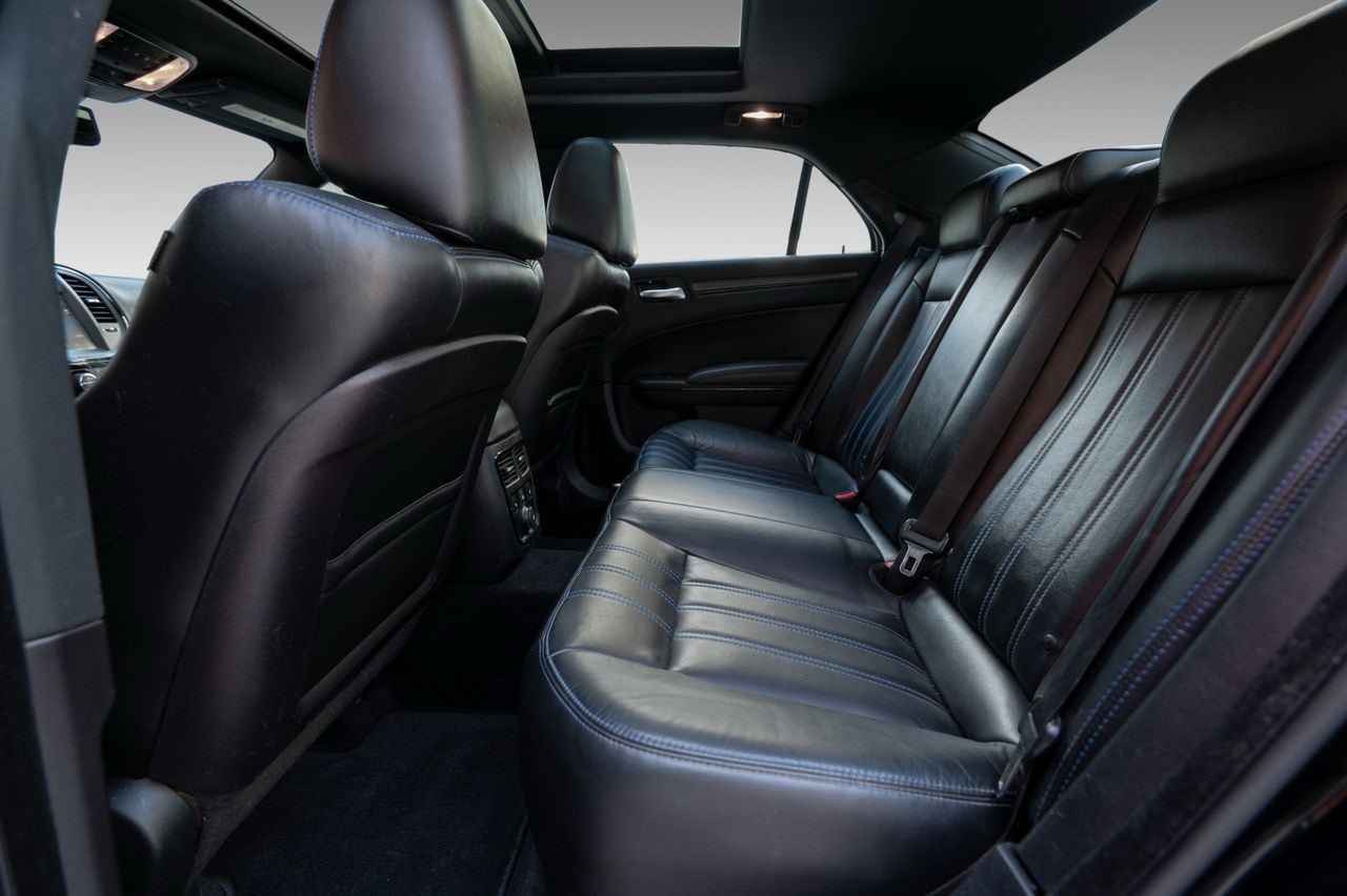 Chrysler 300C 5.7 V8 HEMI Automatic, 368hp, 2012