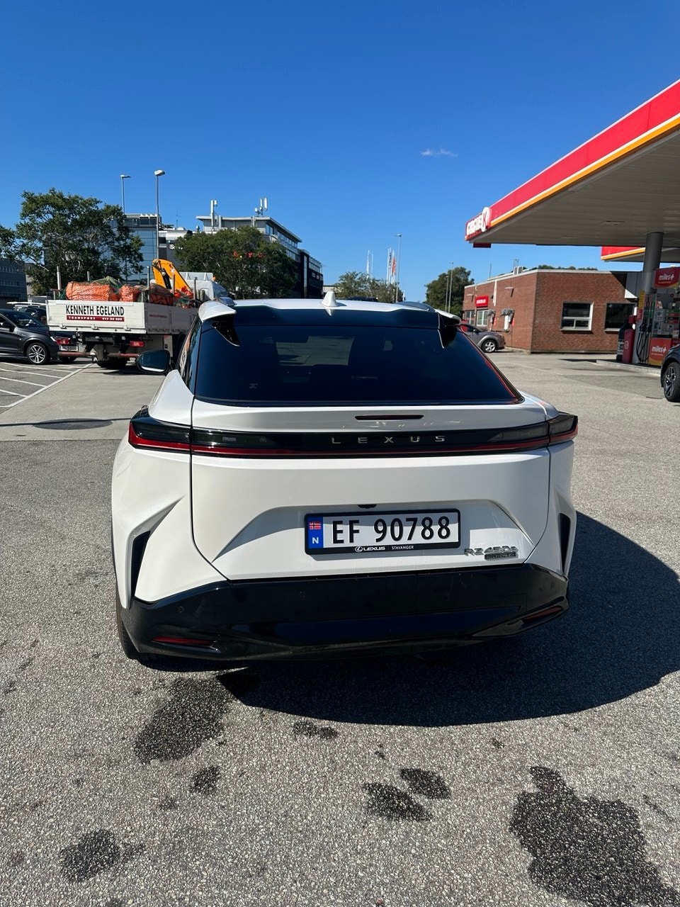 Lexus RZ 450e, 313ps, 2023