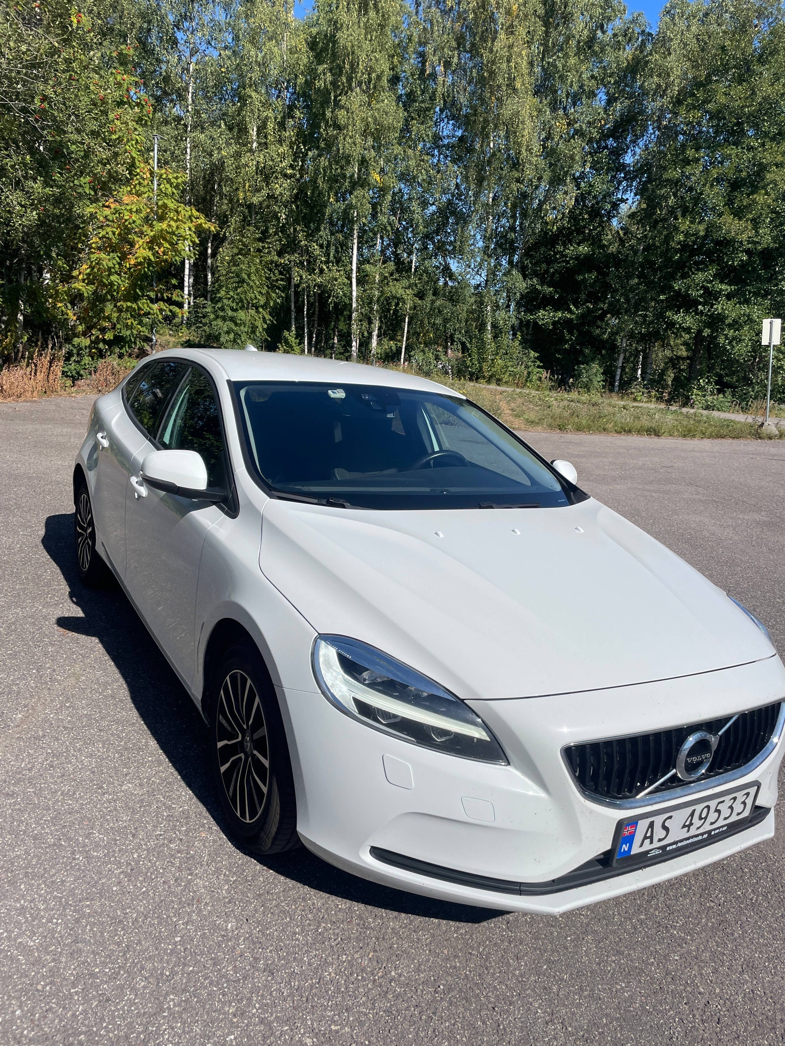 Volvo V40 D2 Manual, 6-trins, 120ps, 2017