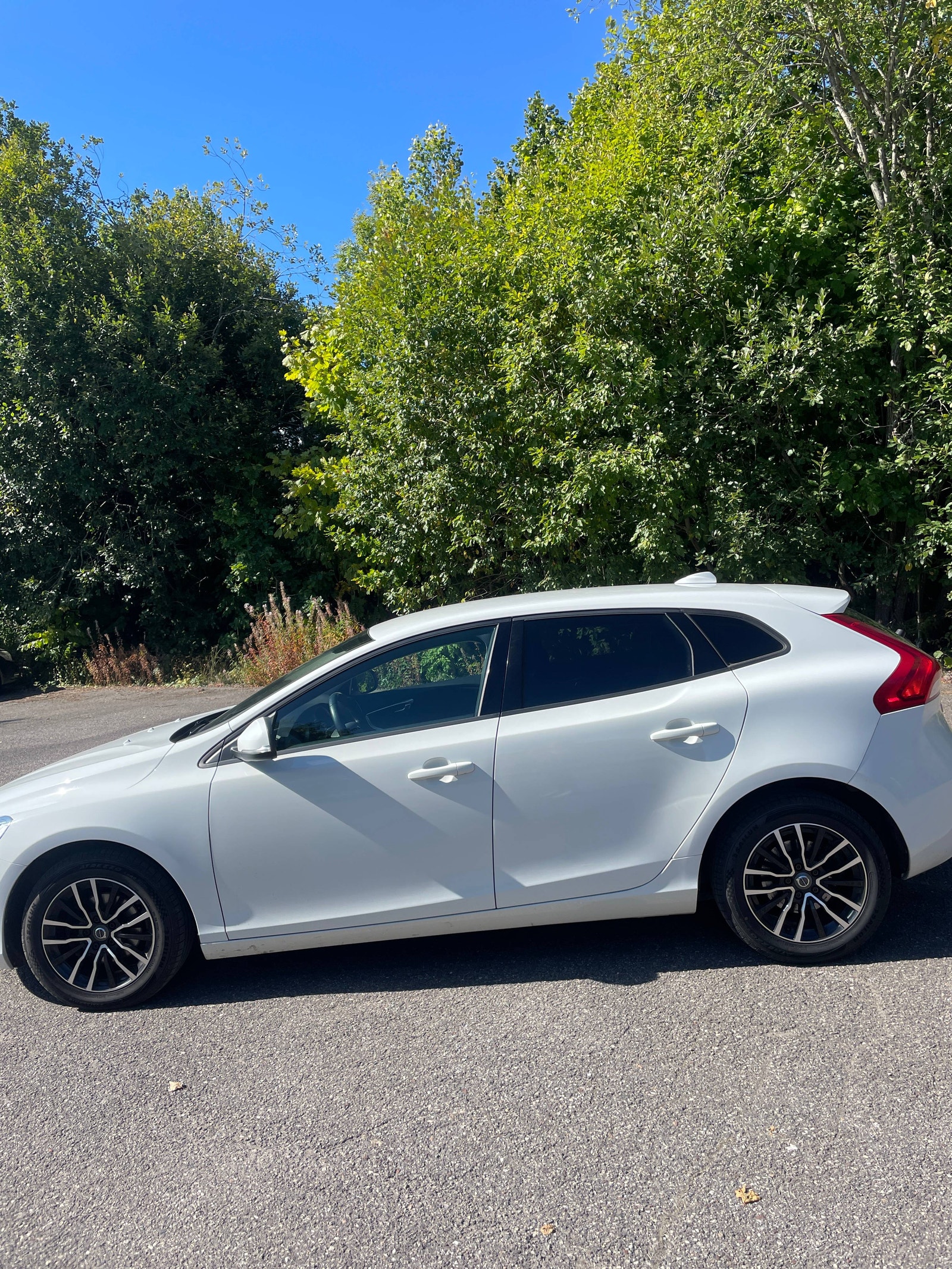 Volvo V40 D2 Manual, 6-trins, 120ps, 2017