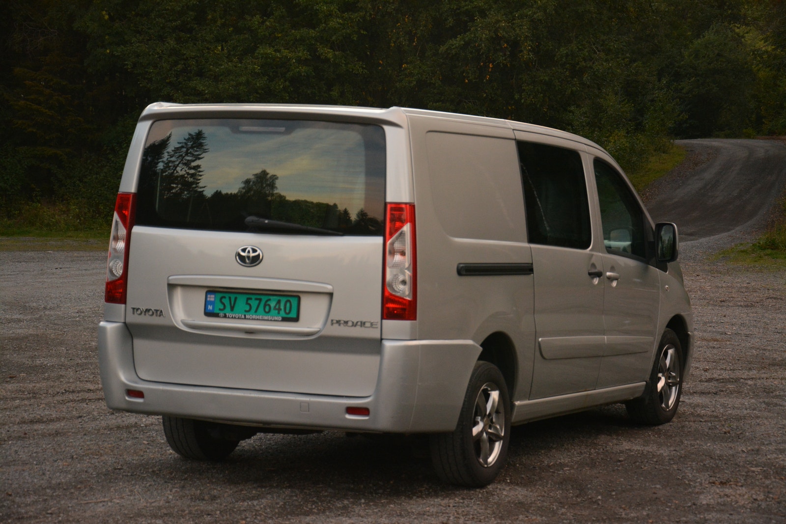 Toyota ProAce Panel Van 2.0 D-4D Manual, 6-trins, 128ps, 2014
