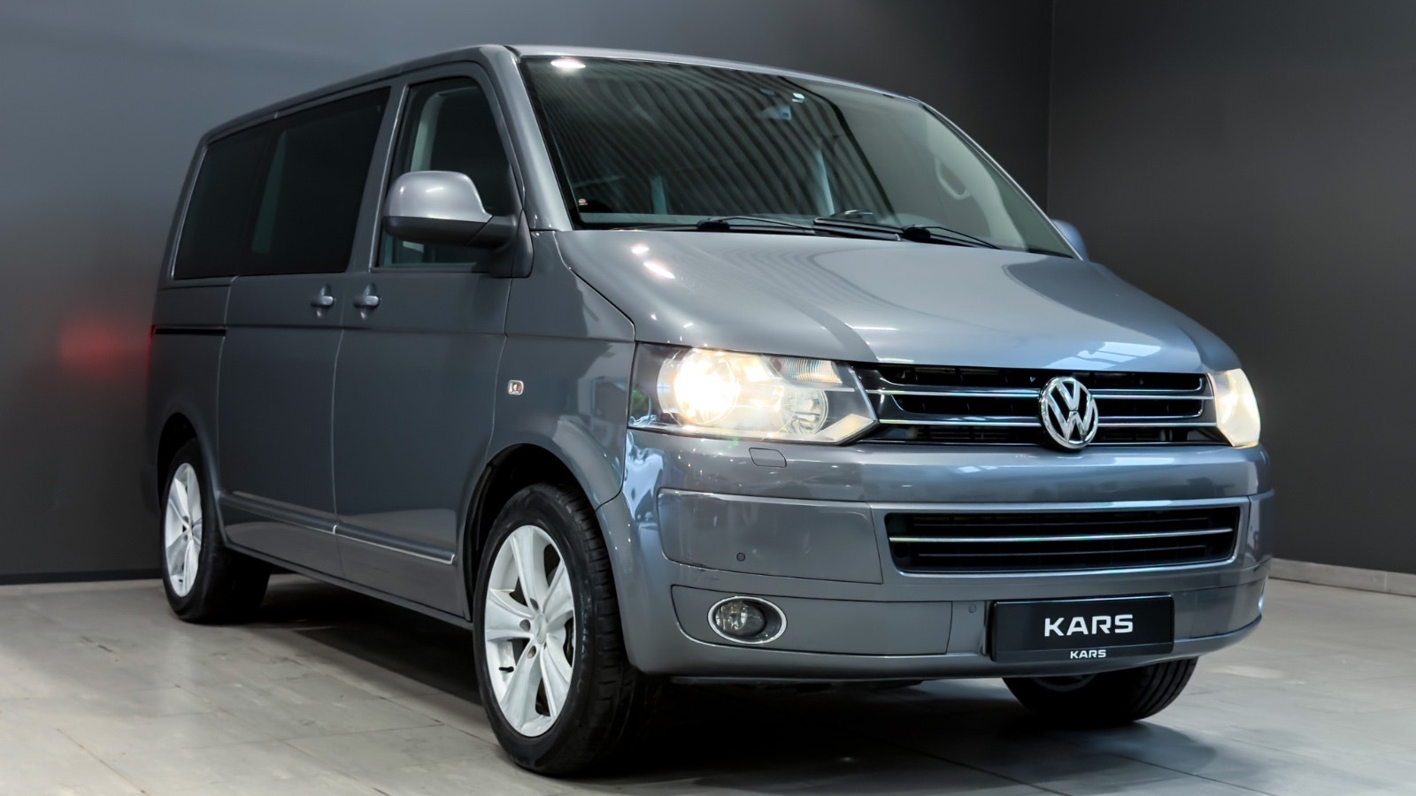 Volkswagen Multivan 2.0 TDI BMT DSG Sequential, 7-trins, 140ps, 2011