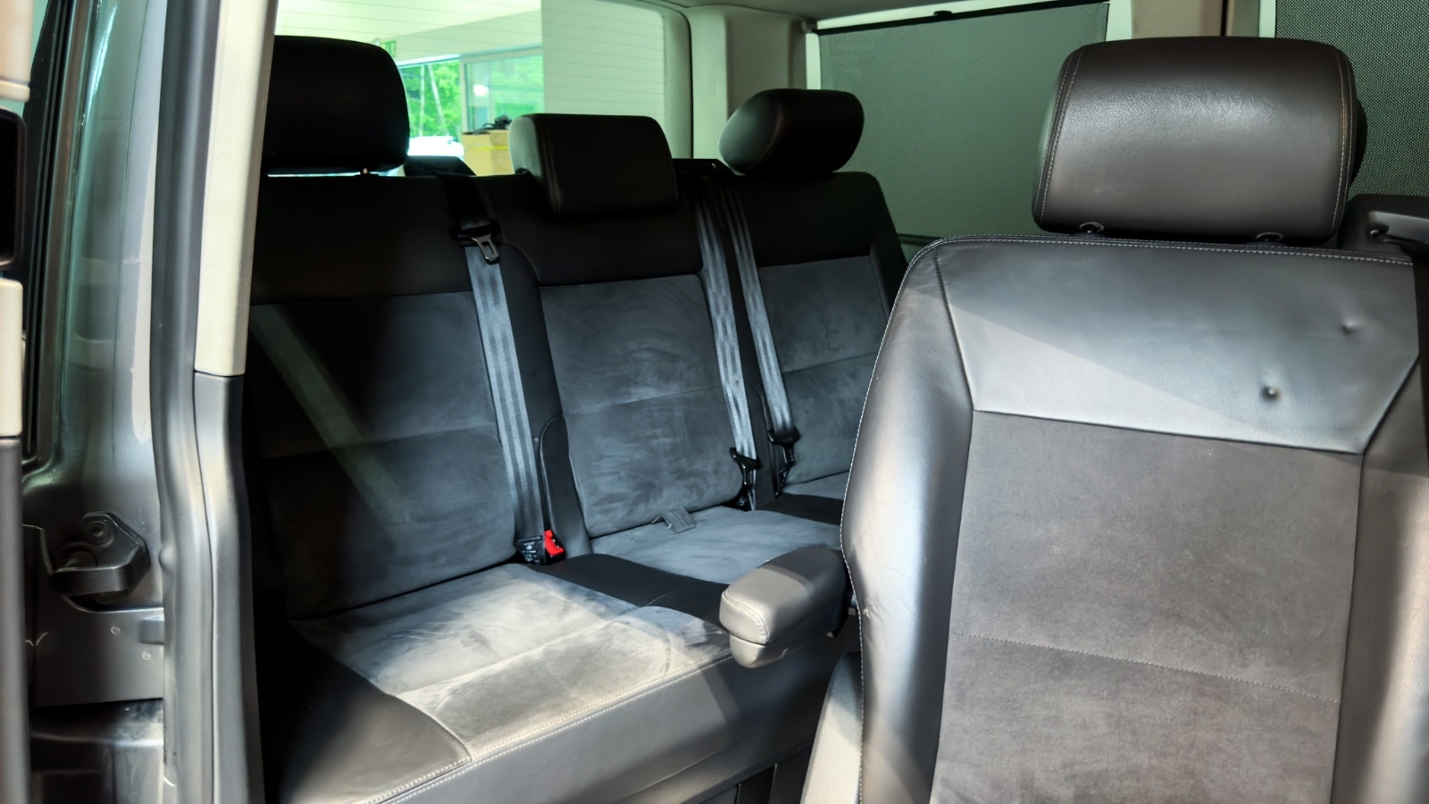 Volkswagen Multivan 2.0 TDI BMT DSG Sequential, 7-trins, 140ps, 2011