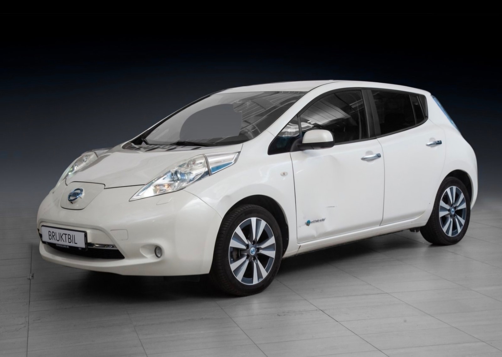 Nissan Leaf 24 kWh, 109hp, 2014
