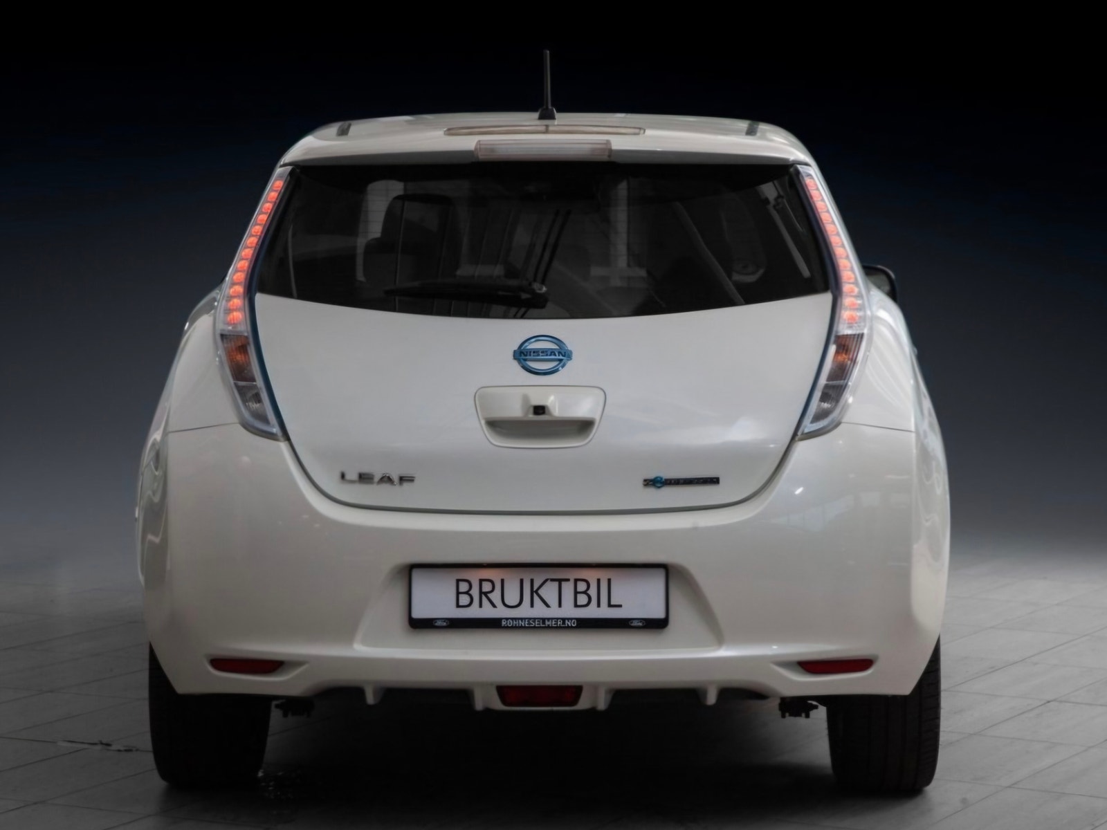 Nissan Leaf 24 kWh, 109hp, 2014