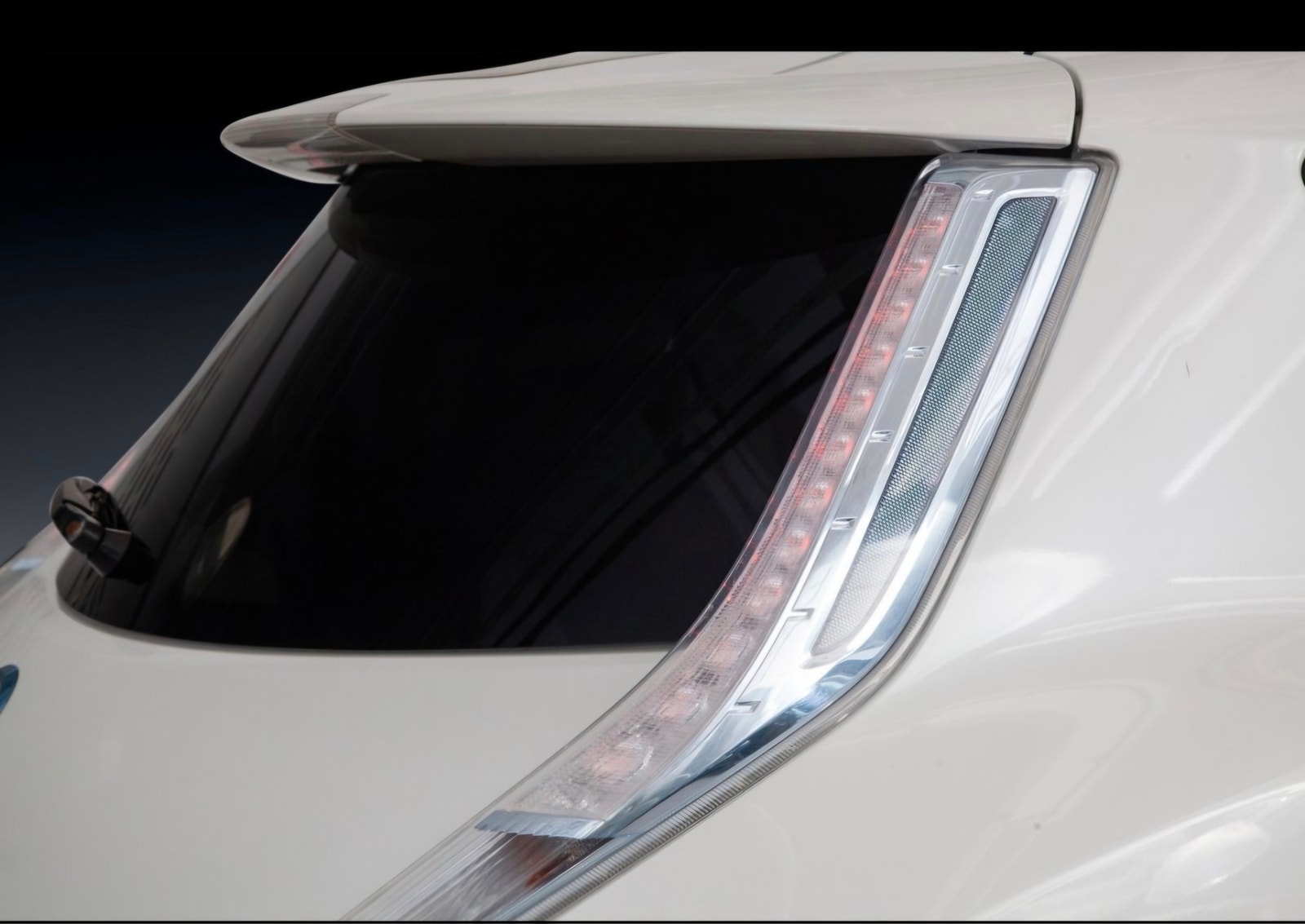 Nissan Leaf 24 kWh, 109hp, 2014