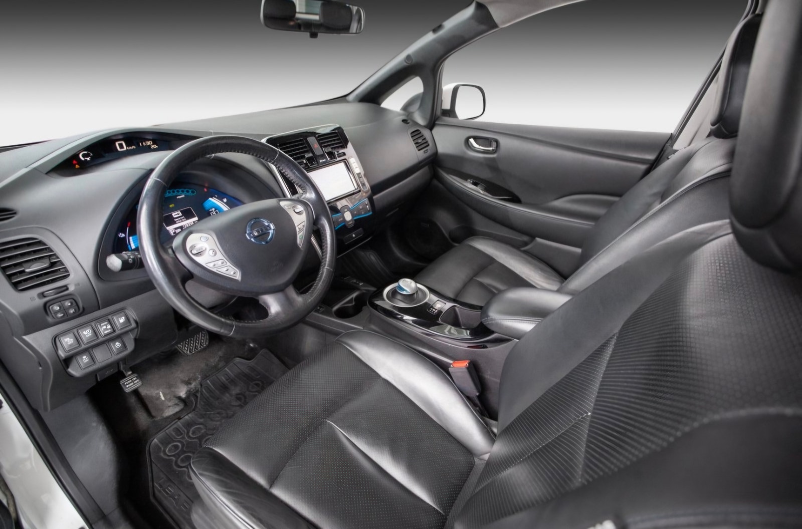 Nissan Leaf 24 kWh, 109hp, 2014