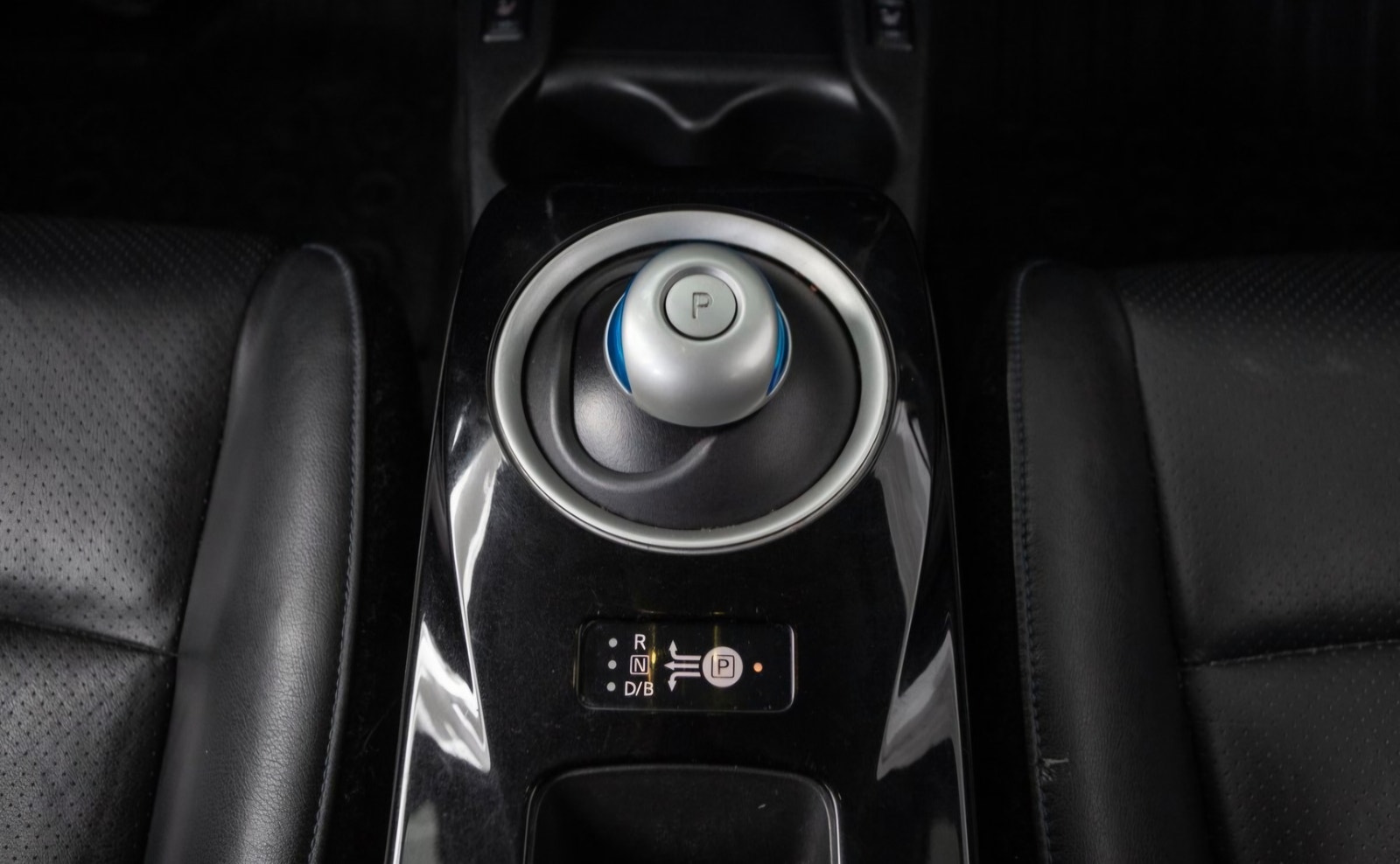 Nissan Leaf 24 kWh, 109hp, 2014