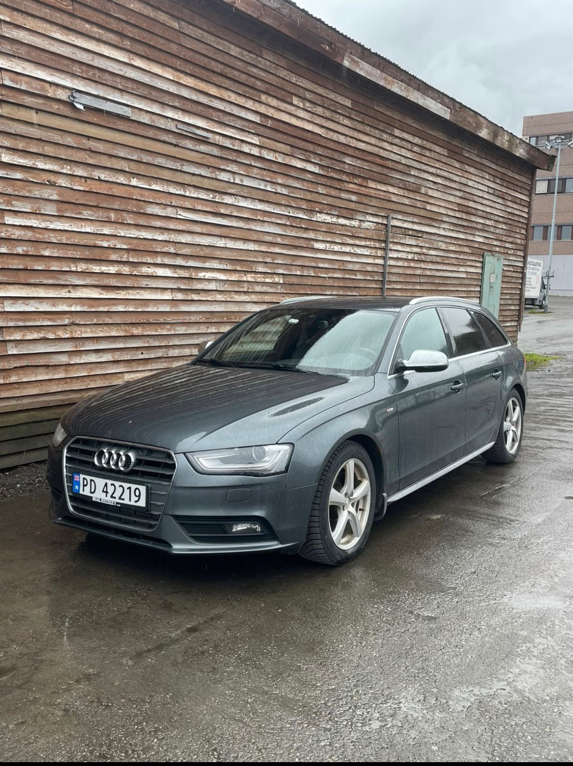 Audi A4 Avant 2.0 TDI DPF Multitronic, 177ps, 2013