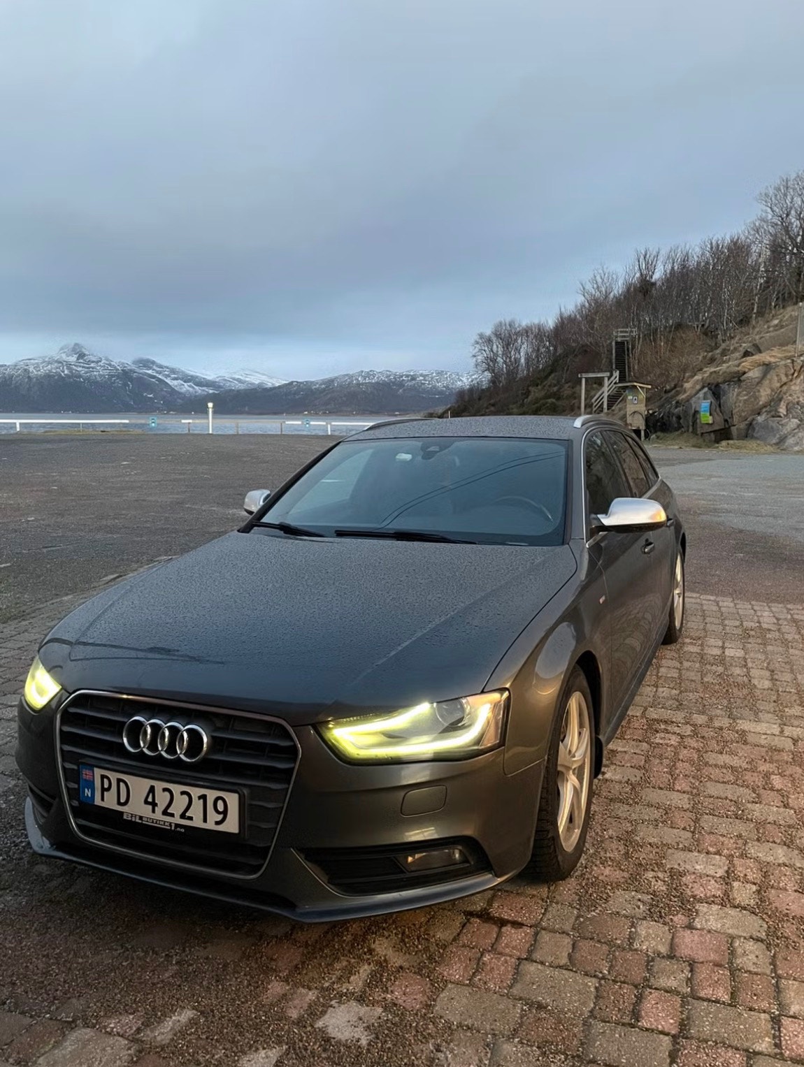 Audi A4 Avant 2.0 TDI DPF Multitronic, 177ps, 2013