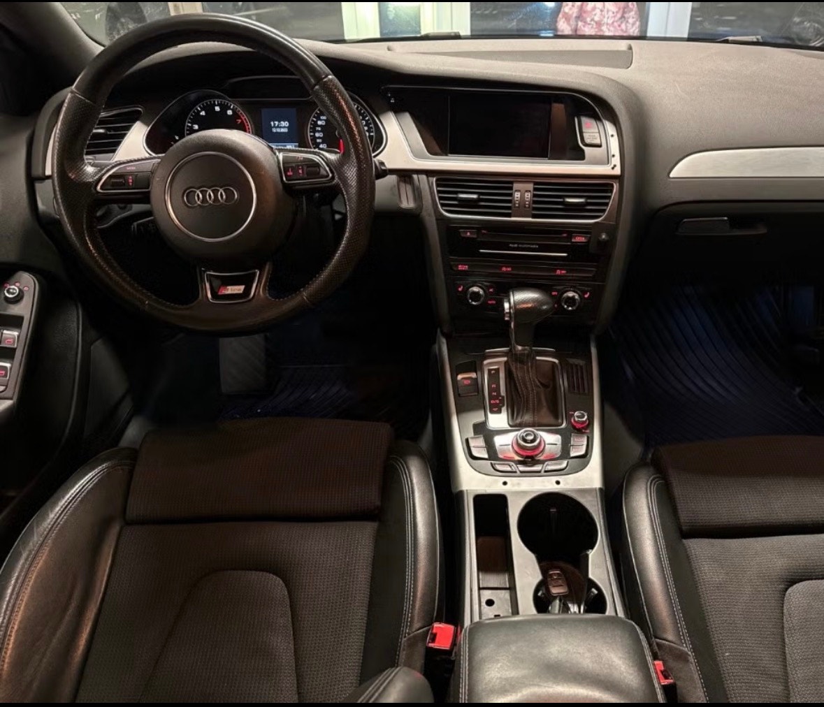 Audi A4 Avant 2.0 TDI DPF Multitronic, 177ps, 2013