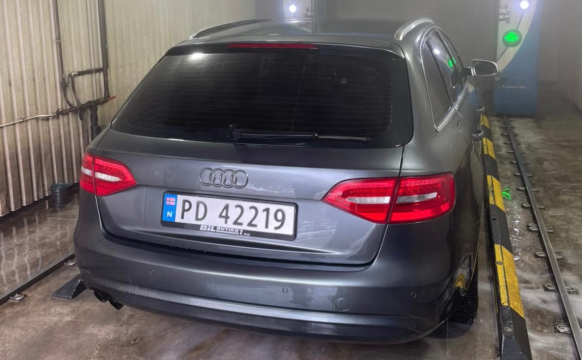 Audi A4 Avant 2.0 TDI DPF Multitronic, 177ps, 2013