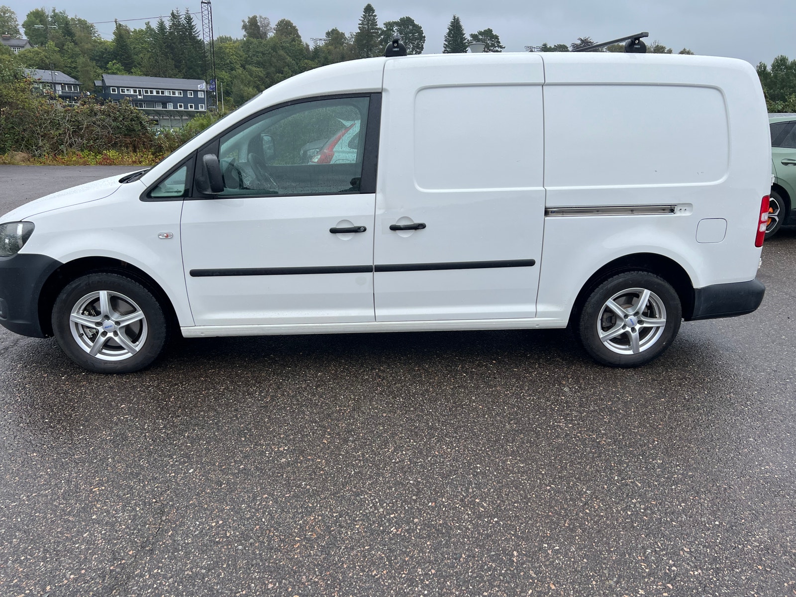 Volkswagen Caddy Maxi Panel Van 1.6 TDI BMT DPF Manual, 5-trins, 102ps, 2011