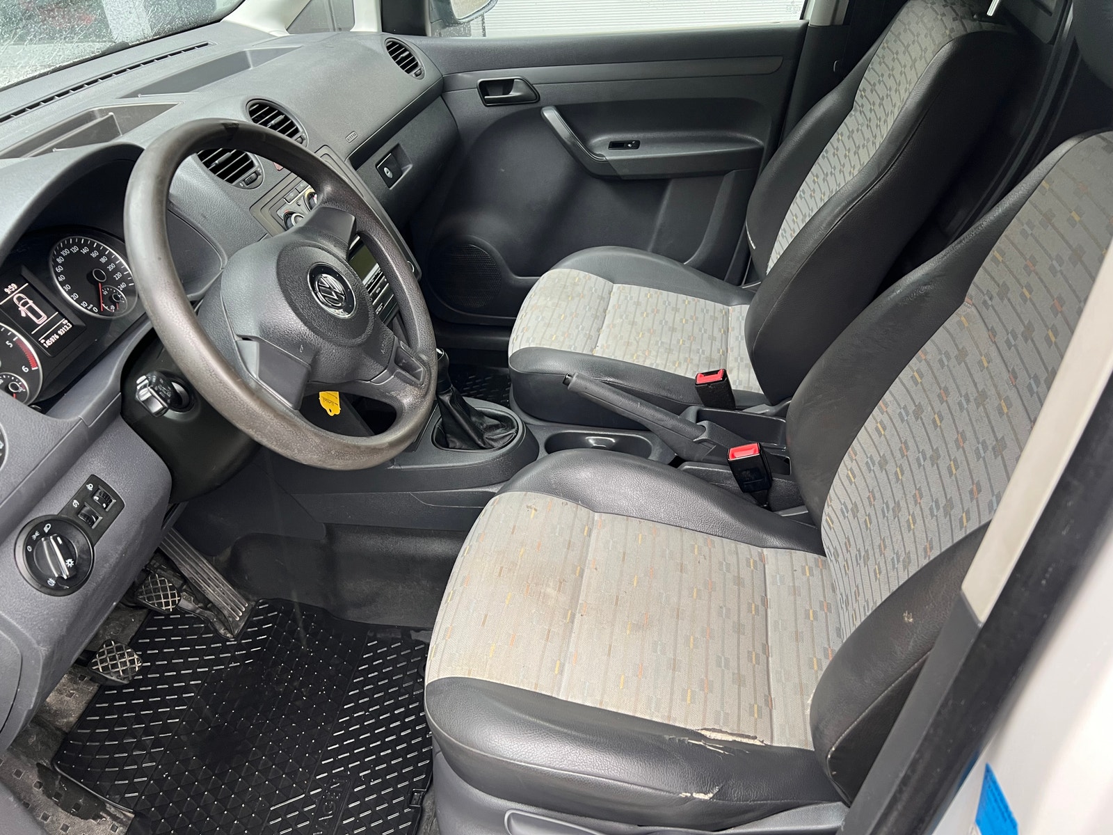 Volkswagen Caddy Maxi Panel Van 1.6 TDI BMT DPF Manual, 5-trins, 102ps, 2011