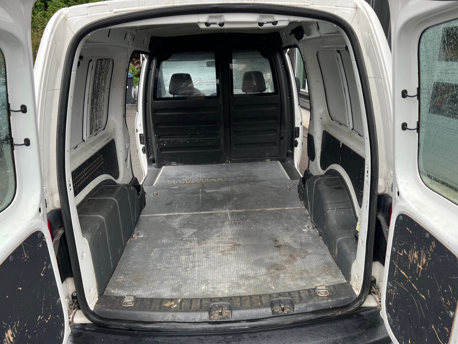 Volkswagen Caddy Maxi Panel Van 1.6 TDI BMT DPF Manual, 5-trins, 102ps, 2011