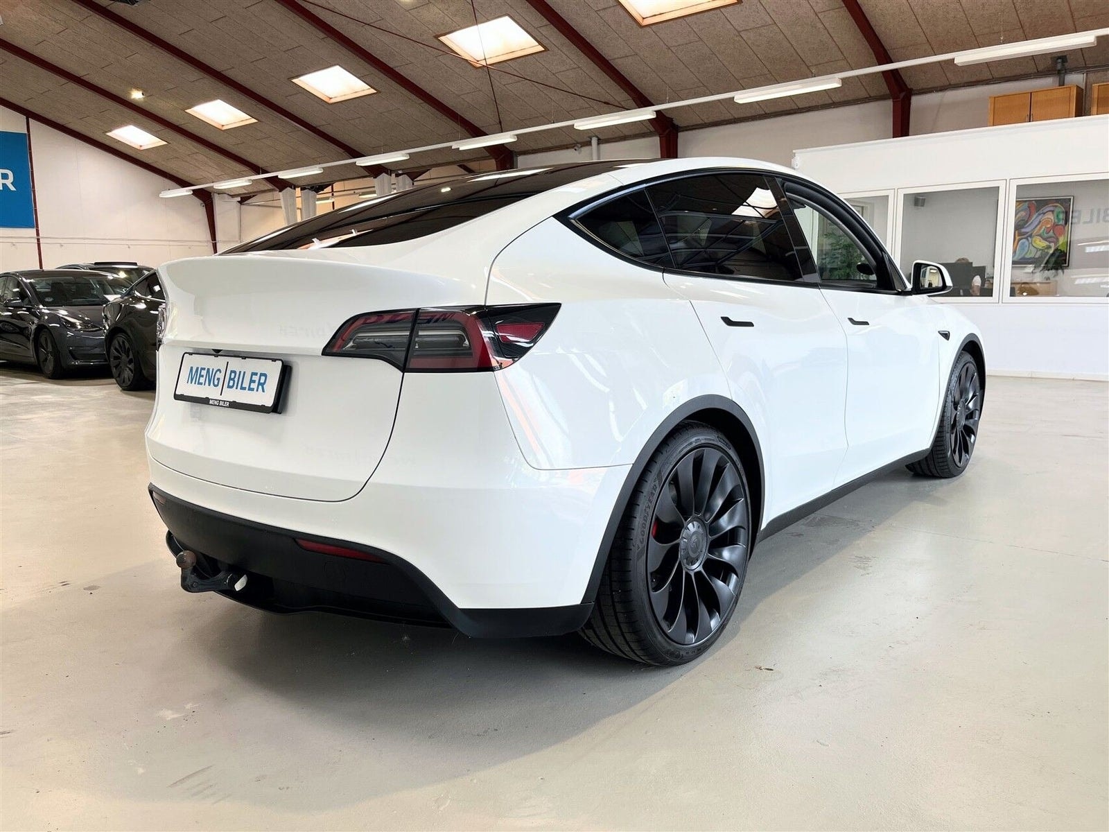 Tesla Model Y Performance, 534ps, 2024