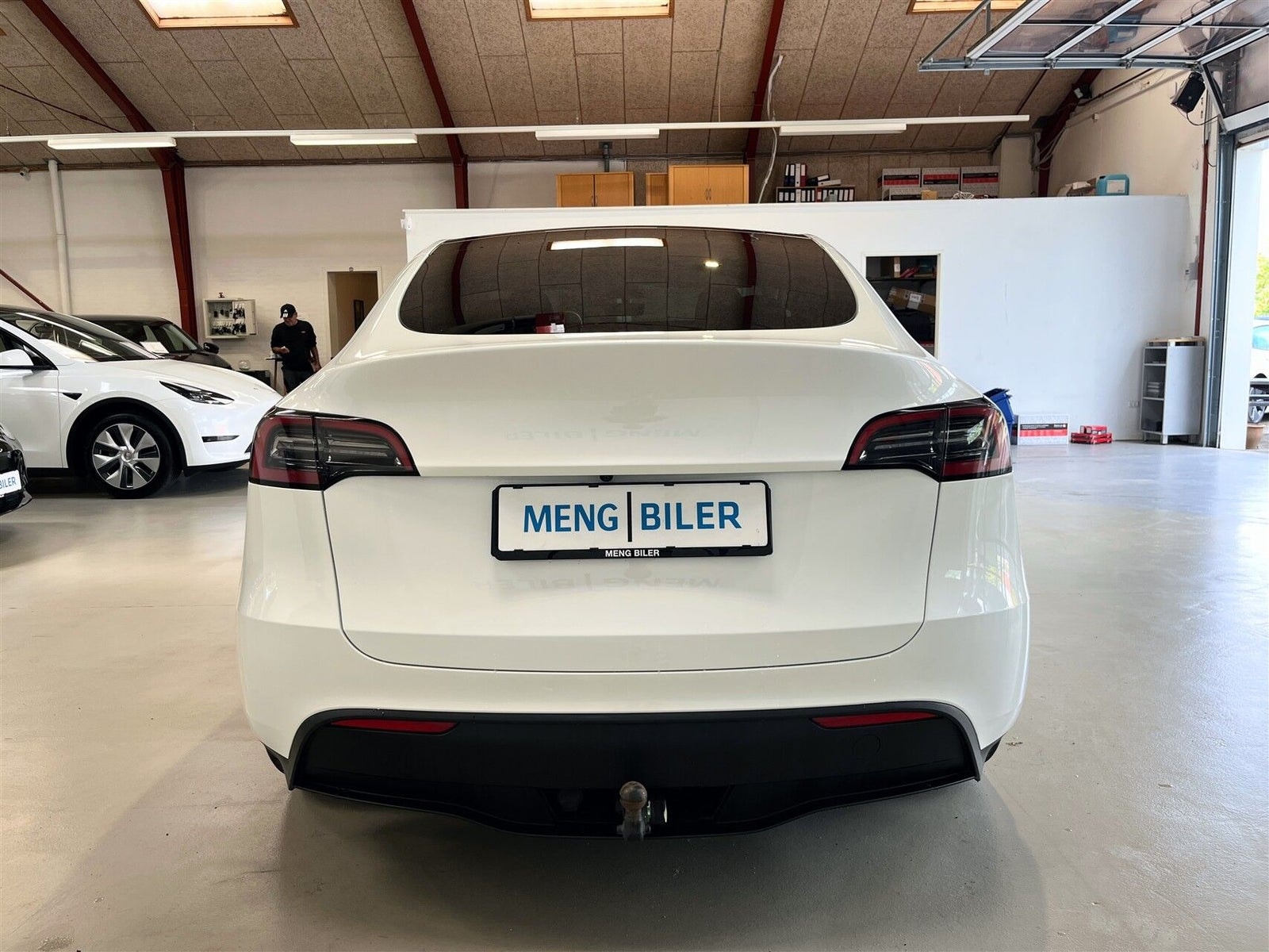 Tesla Model Y Performance, 534ps, 2024