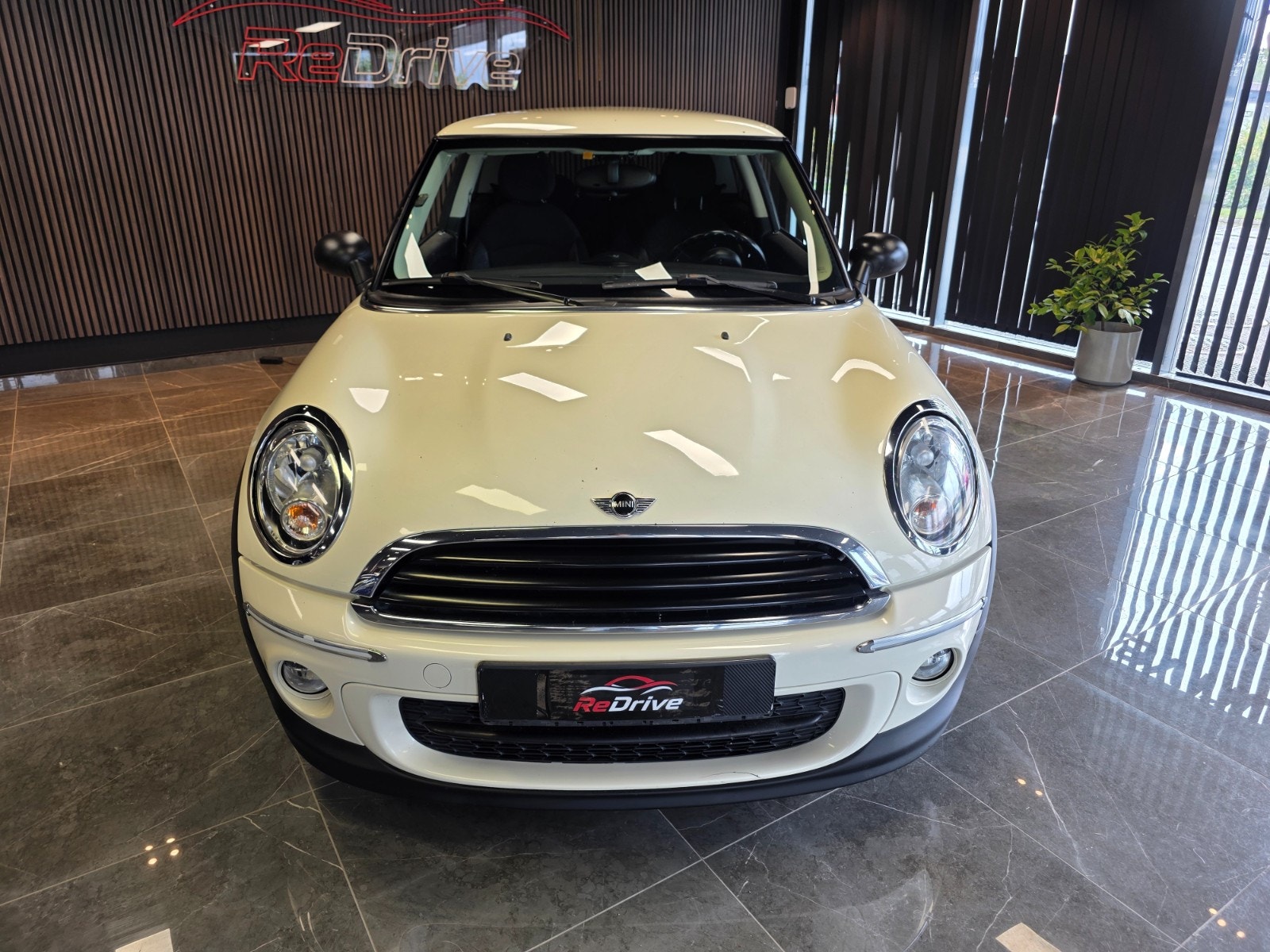 MINI One D Manual, 6-trins, 90ps, 2011