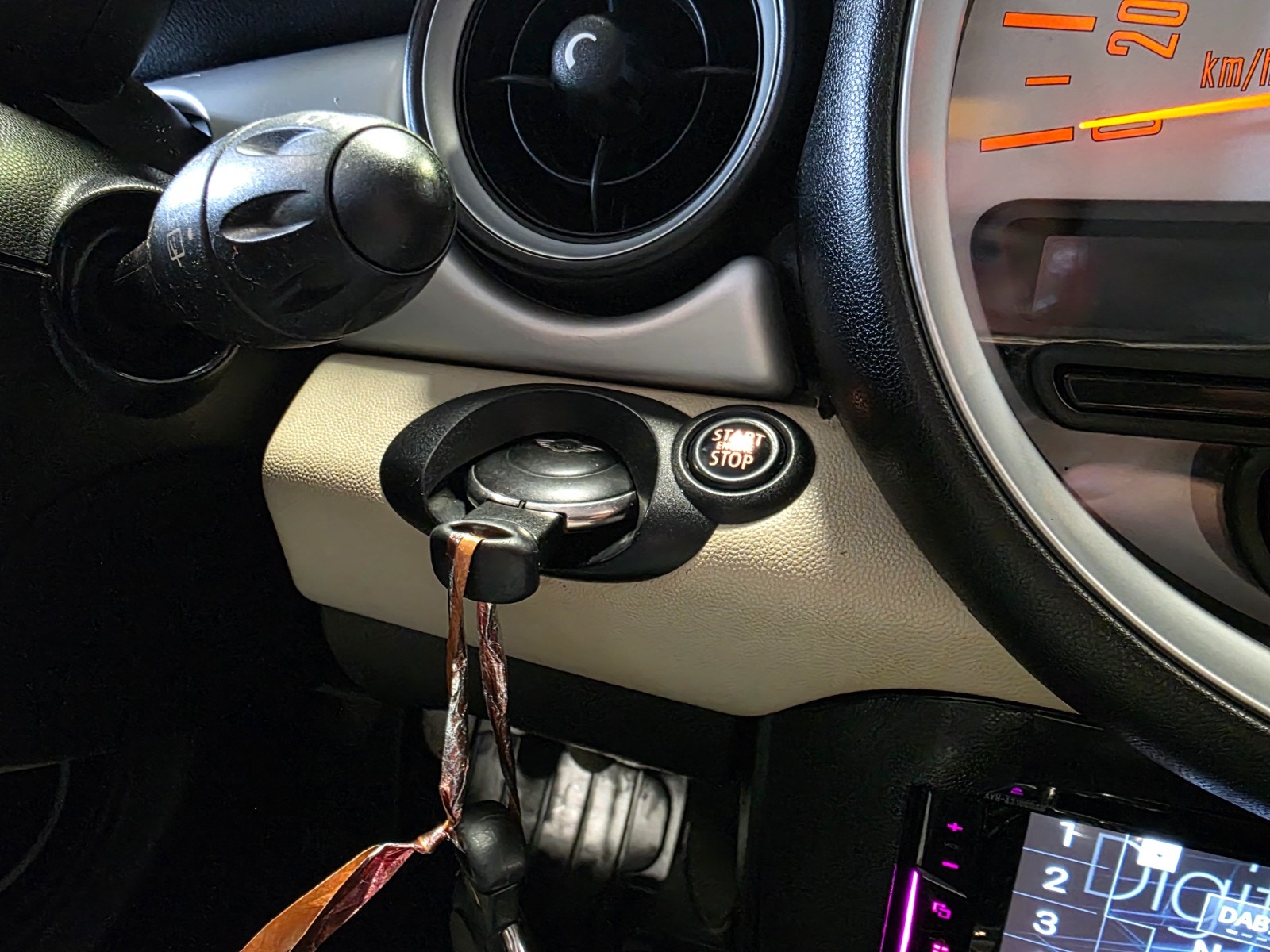 MINI One D Manual, 6-trins, 90ps, 2011